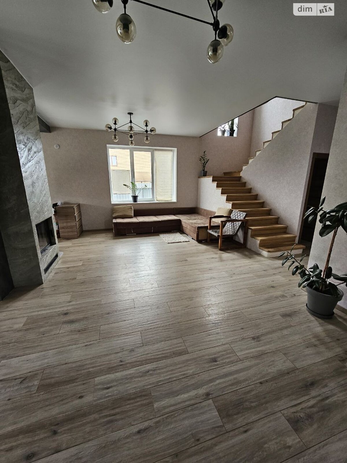 двоповерховий будинок з гаражем, 220 кв. м, піноблок. Продаж у Горі фото 1 двоповерховий будинок з гаражем, 220 кв. м, піноблок. Продаж у Горі фото 1