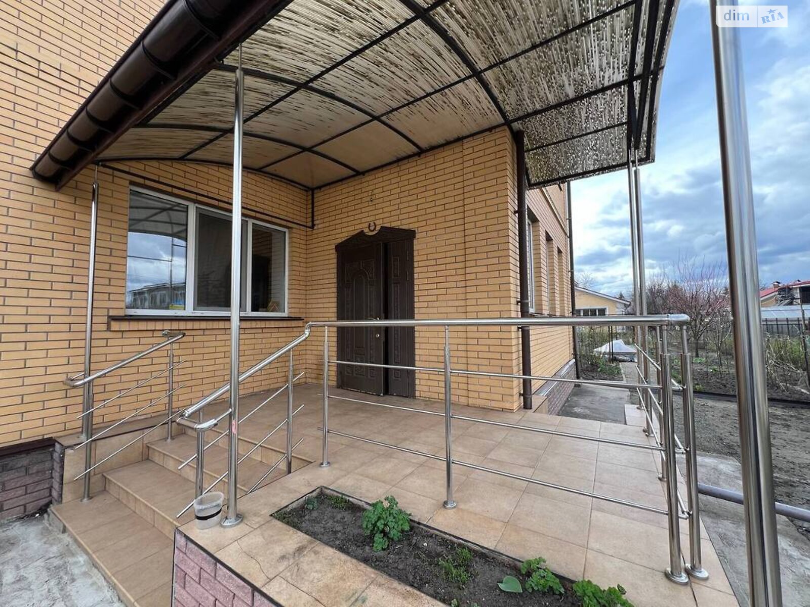 двоповерховий будинок, 331 кв. м, цегла. Продаж у Горі фото 1 двоповерховий будинок, 331 кв. м, цегла. Продаж у Горі фото 1