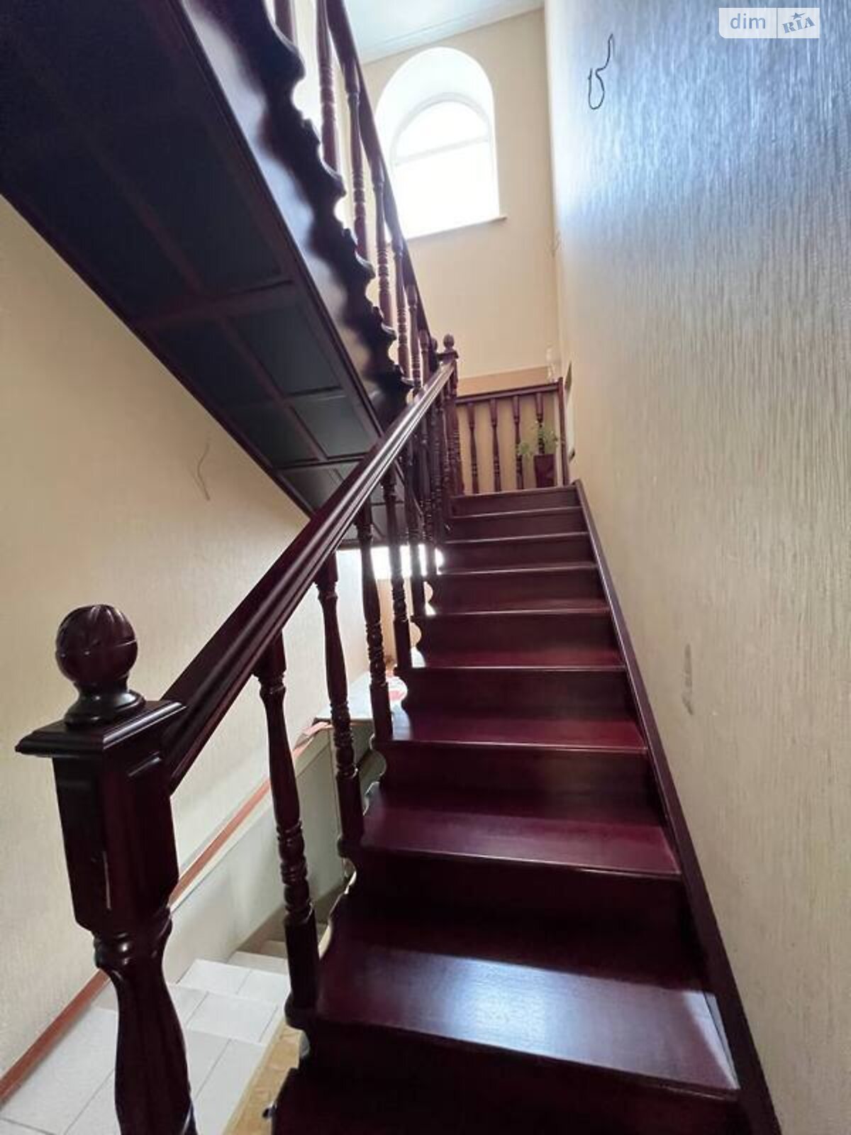 двоповерховий будинок, 331 кв. м, цегла. Продаж у Горі фото 1 двоповерховий будинок, 331 кв. м, цегла. Продаж у Горі фото 1