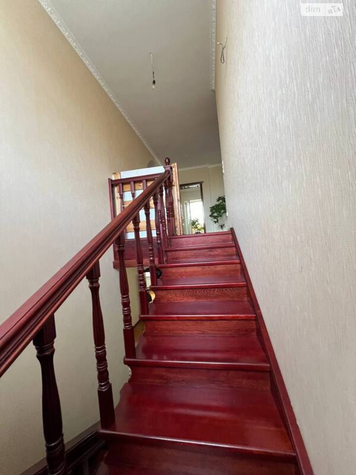 двоповерховий будинок, 331 кв. м, цегла. Продаж у Горі фото 1 двоповерховий будинок, 331 кв. м, цегла. Продаж у Горі фото 1