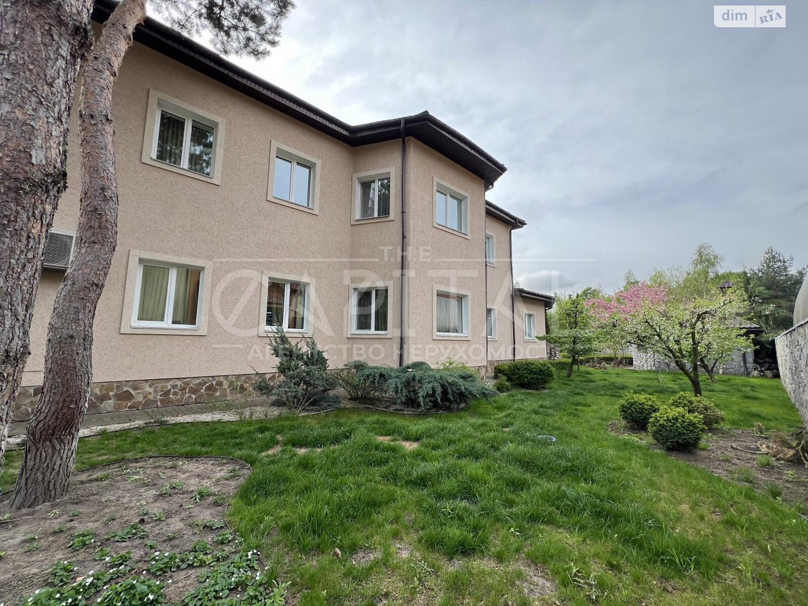 двухэтажный дом беседка, 780 кв. м, кирпич. Продажа в Горе фото 1 двухэтажный дом беседка, 780 кв. м, кирпич. Продажа в Горе фото 1