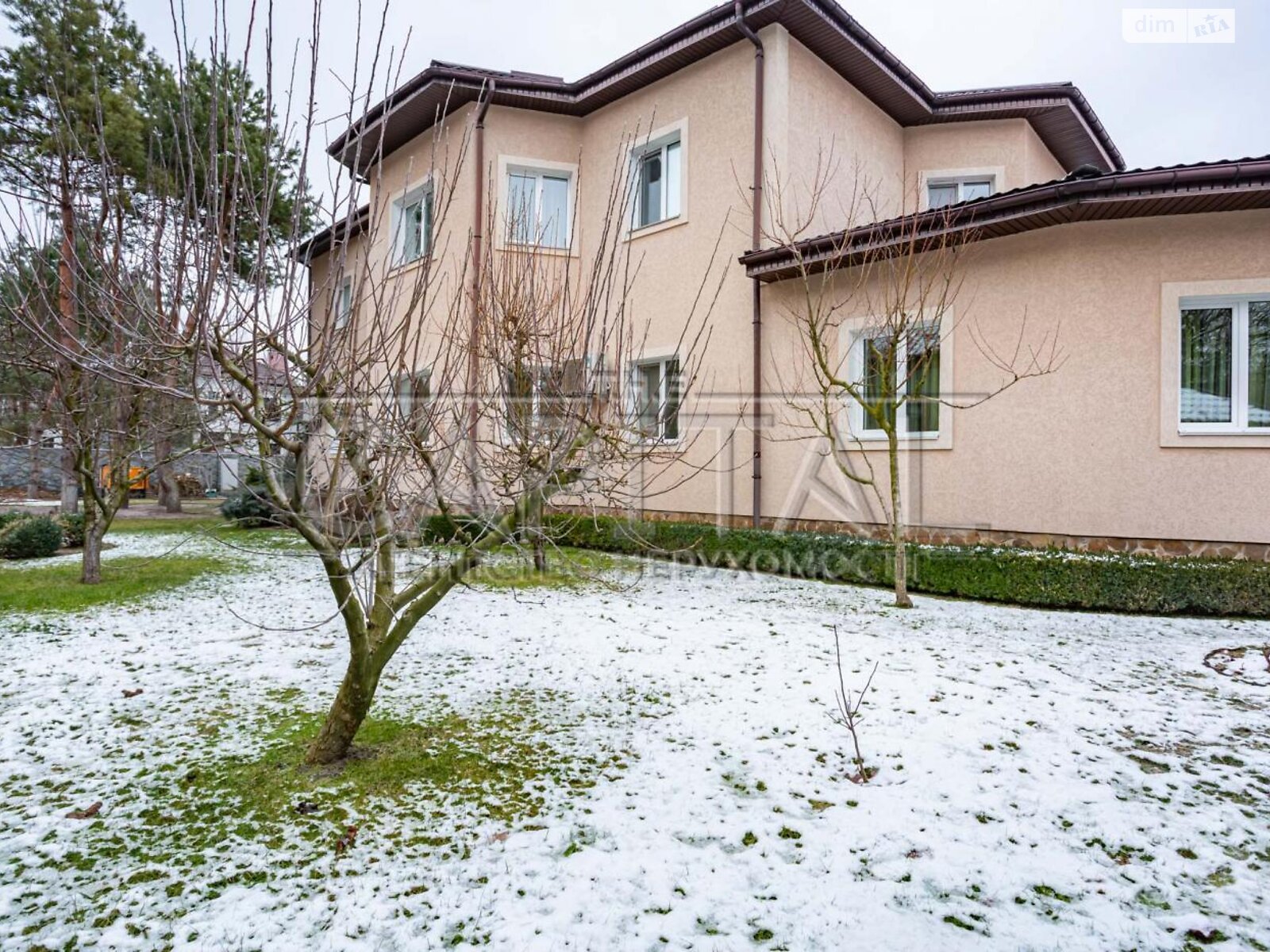двухэтажный дом беседка, 780 кв. м, кирпич. Продажа в Горе фото 1 двухэтажный дом беседка, 780 кв. м, кирпич. Продажа в Горе фото 1