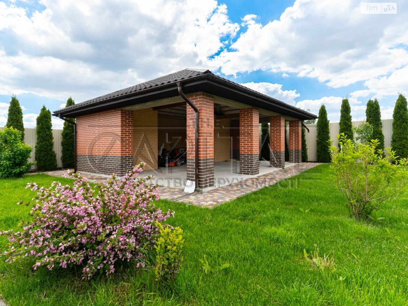 двухэтажный дом беседка, 330 кв. м, кирпич. Продажа в Горе фото 1 двухэтажный дом беседка, 330 кв. м, кирпич. Продажа в Горе фото 1
