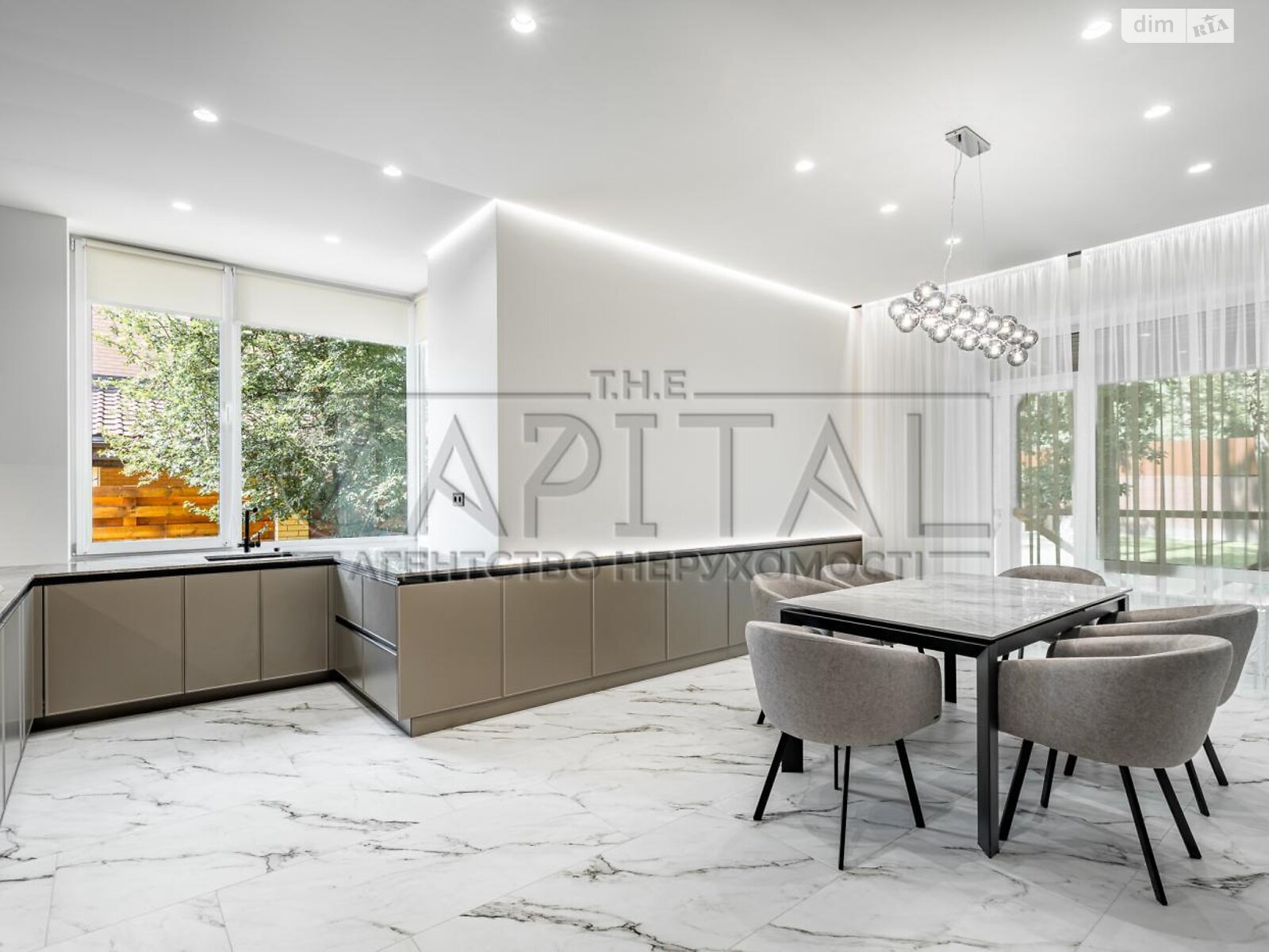 двоповерховий будинок з верандою, 250 кв. м, кирпич. Продаж у Горі фото 1