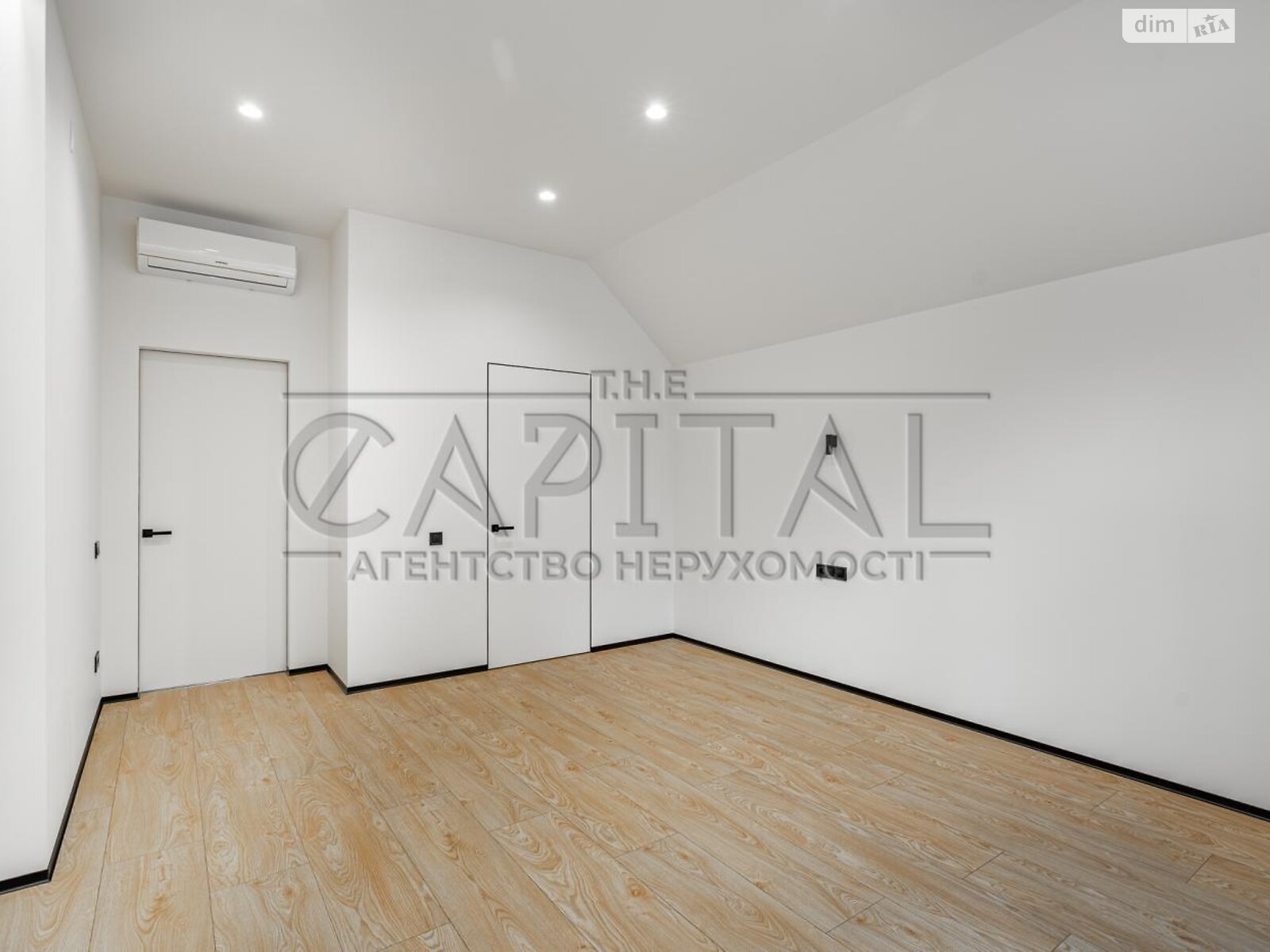 двоповерховий будинок з верандою, 250 кв. м, кирпич. Продаж у Горі фото 1