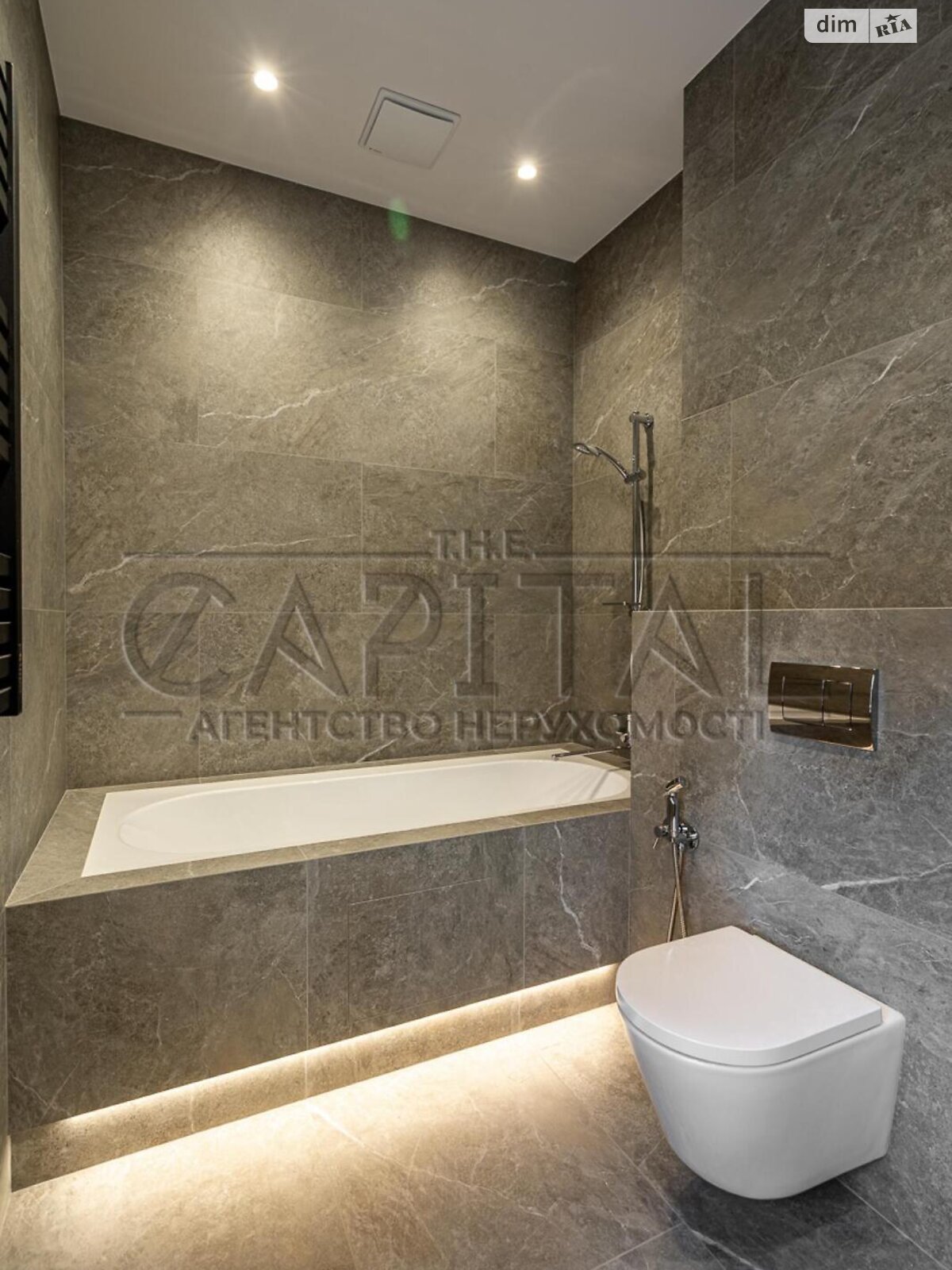 двоповерховий будинок з верандою, 250 кв. м, кирпич. Продаж у Горі фото 1