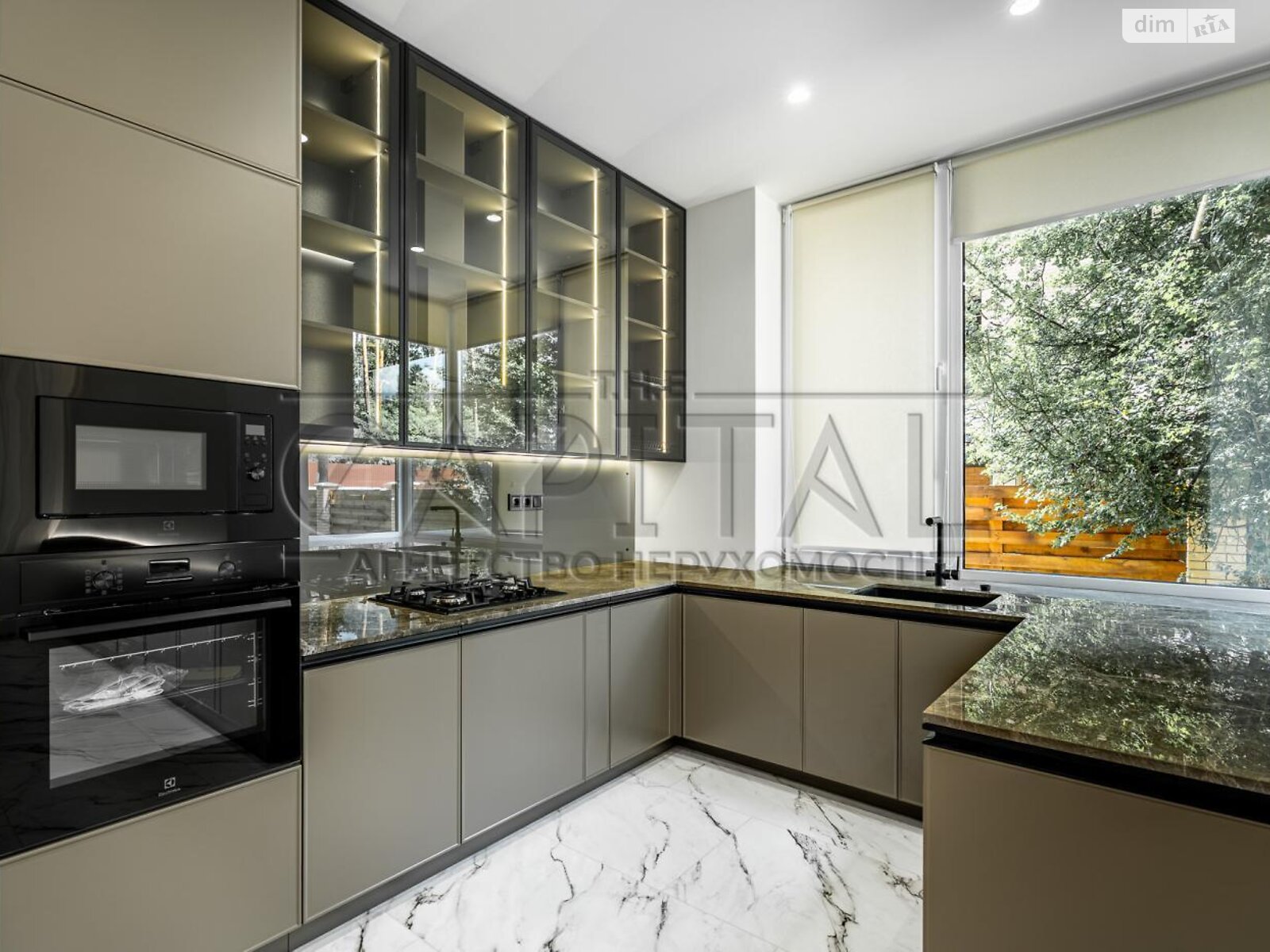 двоповерховий будинок з верандою, 250 кв. м, кирпич. Продаж у Горі фото 1