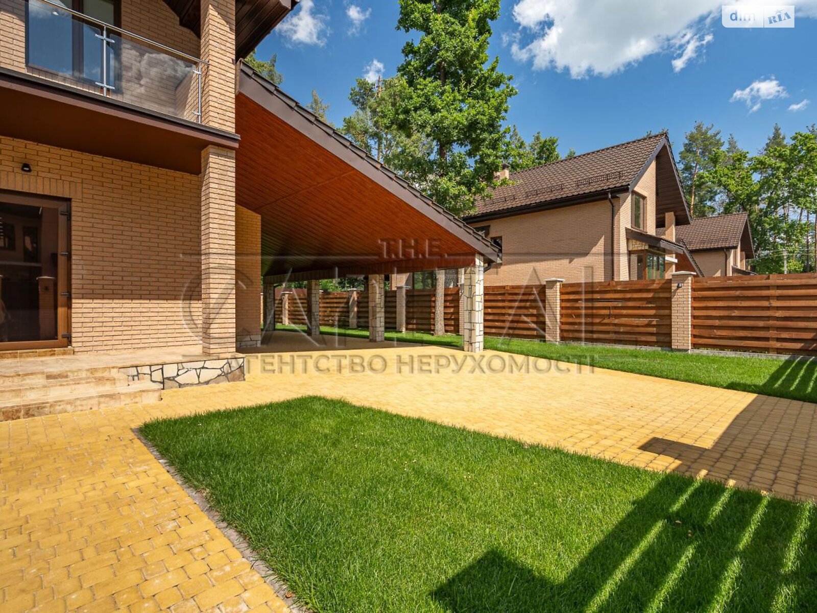 двоповерховий будинок з верандою, 250 кв. м, кирпич. Продаж у Горі фото 1