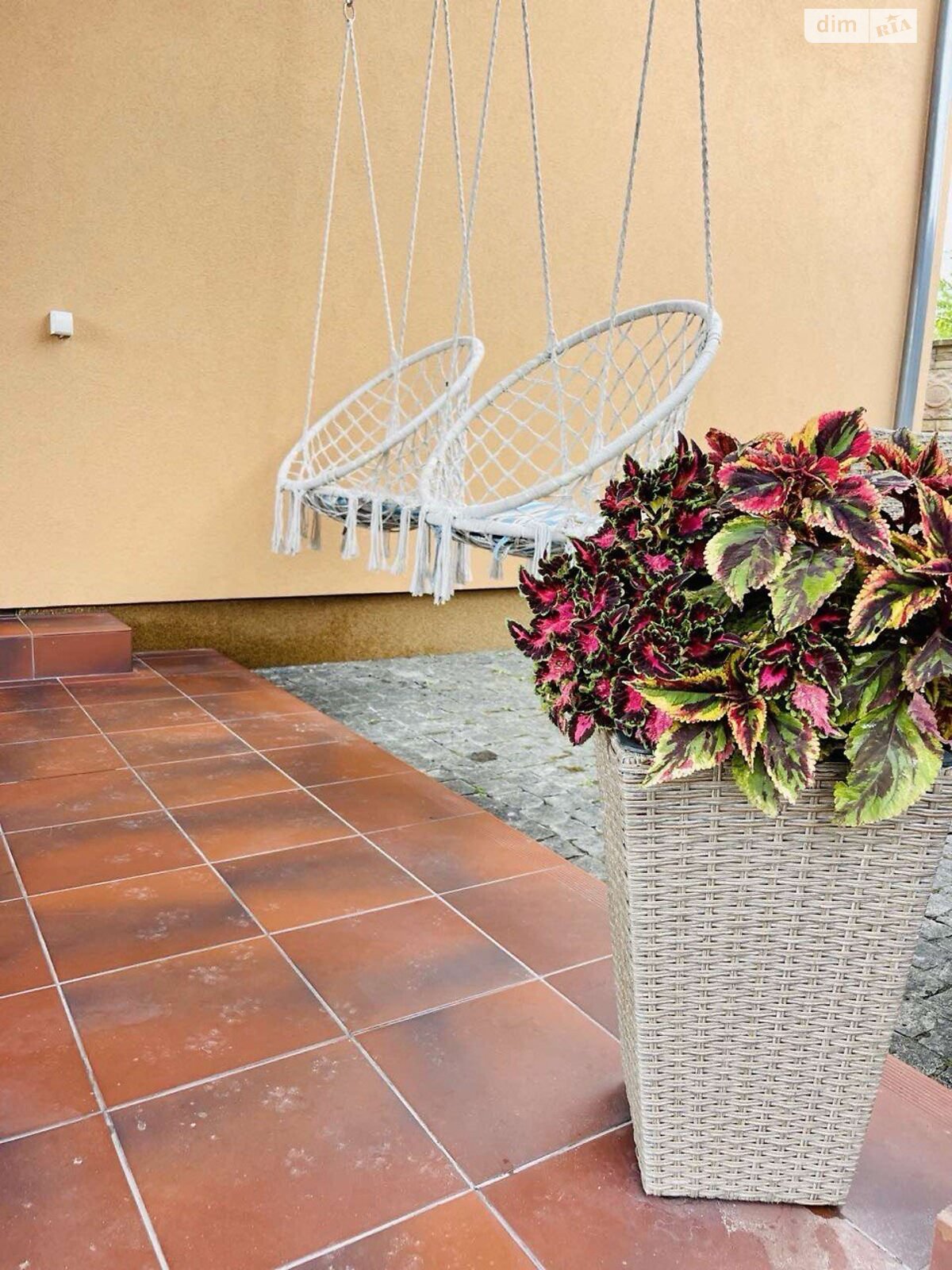 двухэтажный дом, 106.2 кв. м, кирпич. Продажа в Гораевке фото 1 двухэтажный дом, 106.2 кв. м, кирпич. Продажа в Гораевке фото 1