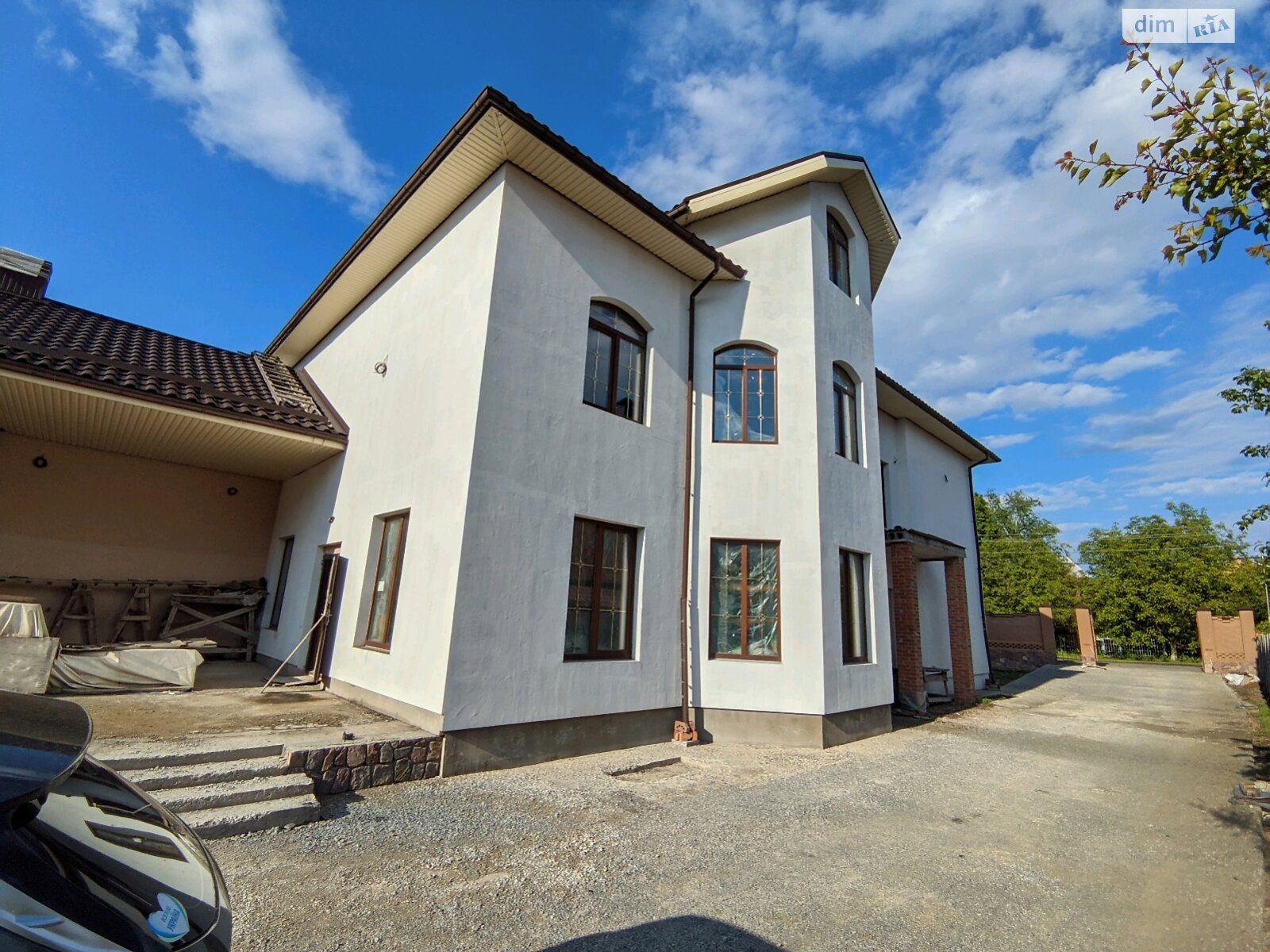 двоповерховий будинок, 670 кв. м, цегла. Продаж у Горбанівці фото 1 двоповерховий будинок, 670 кв. м, цегла. Продаж у Горбанівці фото 1