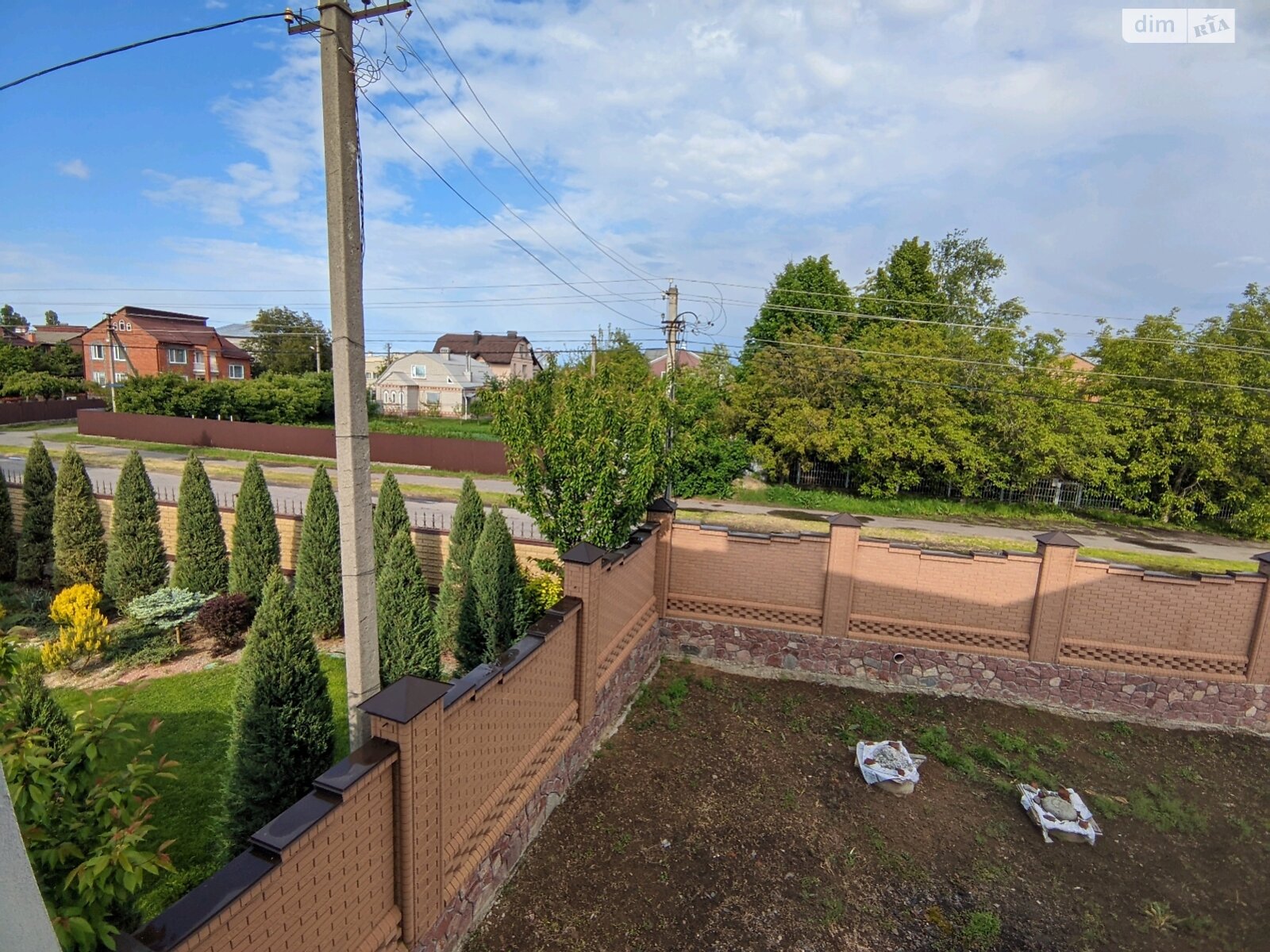 двоповерховий будинок, 670 кв. м, цегла. Продаж у Горбанівці фото 1 двоповерховий будинок, 670 кв. м, цегла. Продаж у Горбанівці фото 1