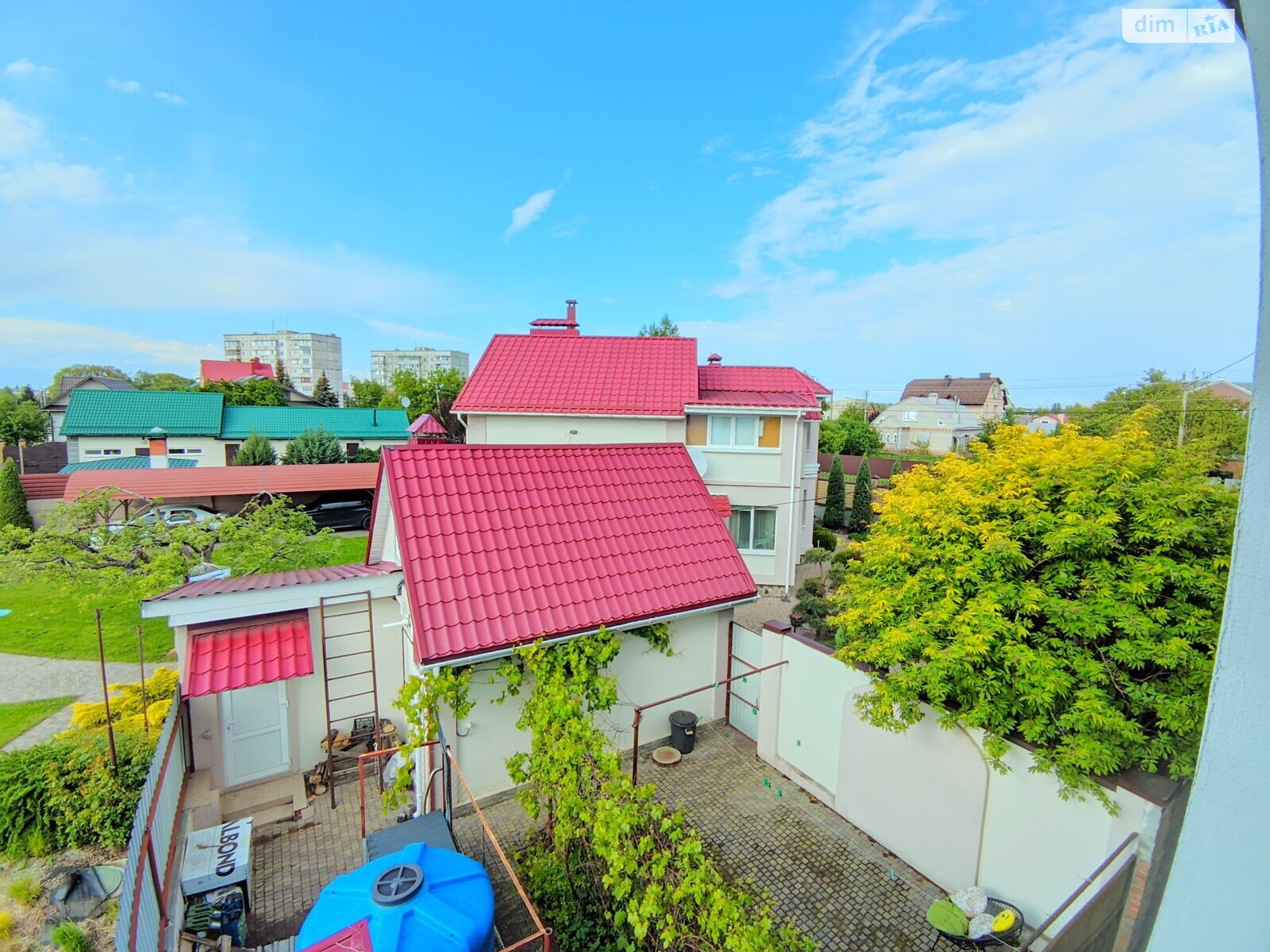 двоповерховий будинок, 670 кв. м, цегла. Продаж у Горбанівці фото 1 двоповерховий будинок, 670 кв. м, цегла. Продаж у Горбанівці фото 1