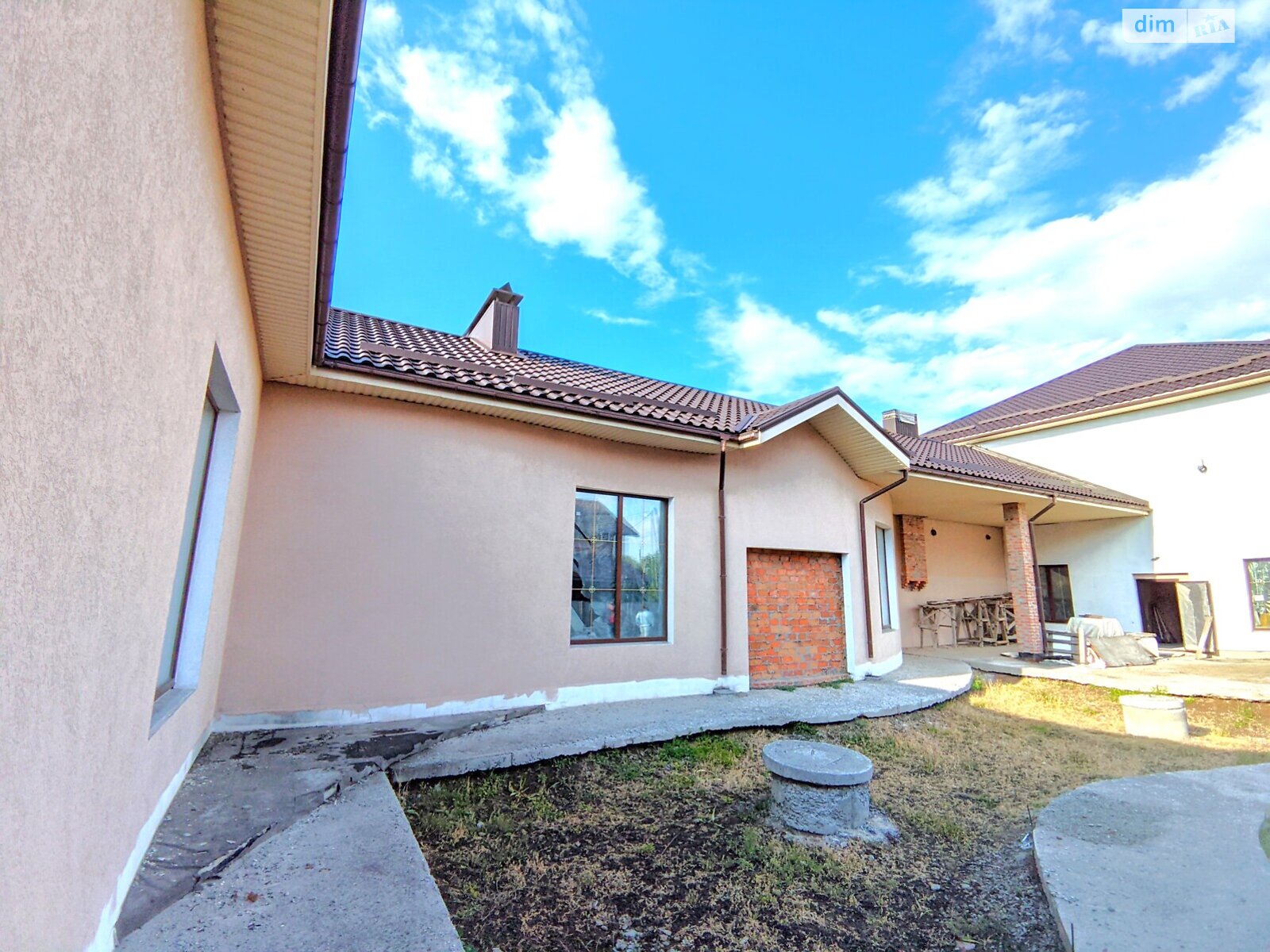 двоповерховий будинок, 670 кв. м, цегла. Продаж у Горбанівці фото 1 двоповерховий будинок, 670 кв. м, цегла. Продаж у Горбанівці фото 1
