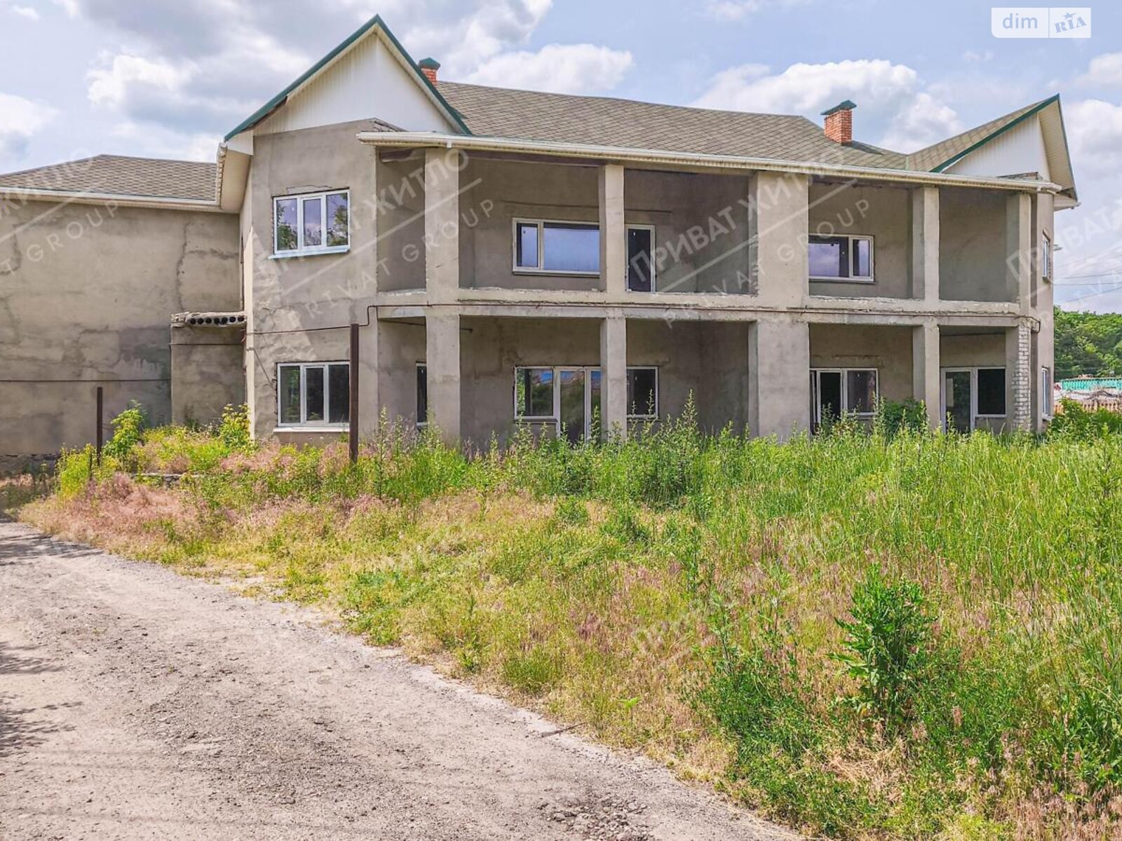 двухэтажный дом с верандой, 547.3 кв. м, кирпич. Продажа в Горбаневке фото 1 двухэтажный дом с верандой, 547.3 кв. м, кирпич. Продажа в Горбаневке фото 1
