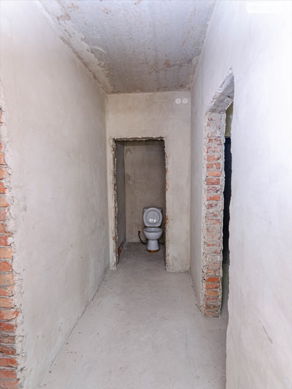 двоповерховий будинок з гаражем, 567 кв. м, цегла. Продаж у Горбанівці фото 1 двоповерховий будинок з гаражем, 567 кв. м, цегла. Продаж у Горбанівці фото 1