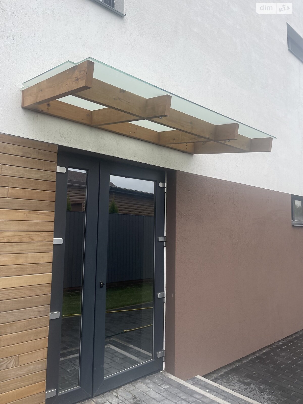 двухэтажный дом с гаражом, 143 кв. м, кирпич. Продажа в Горбаневке фото 1