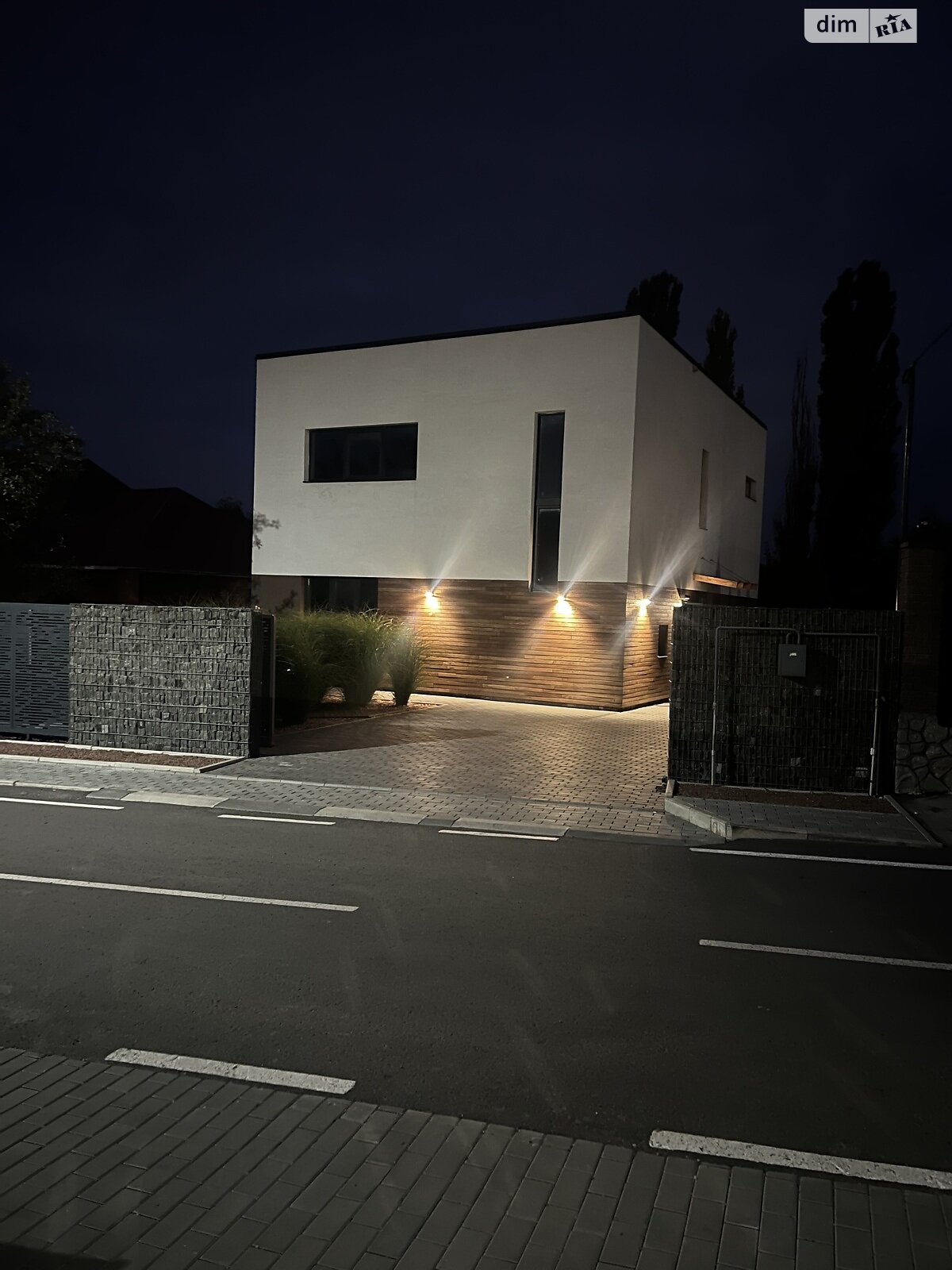 двухэтажный дом с гаражом, 143 кв. м, кирпич. Продажа в Горбаневке фото 1