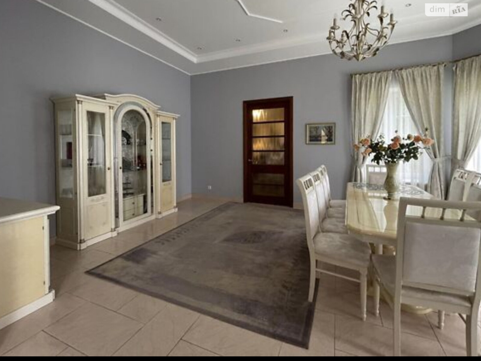 двухэтажный дом с гаражом, 690 кв. м, кирпич. Продажа в Горбовичах фото 1 двухэтажный дом с гаражом, 690 кв. м, кирпич. Продажа в Горбовичах фото 1