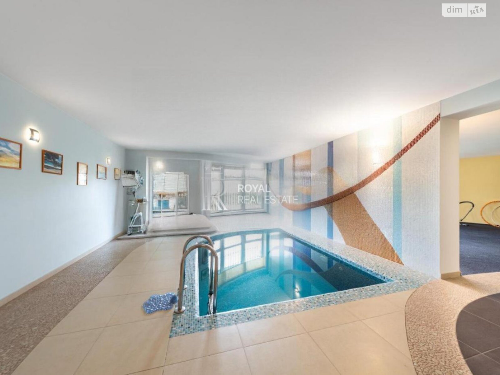 триповерховий будинок, 932.3 кв. м, цегла. Продаж у Горбовичах фото 1 триповерховий будинок, 932.3 кв. м, цегла. Продаж у Горбовичах фото 1