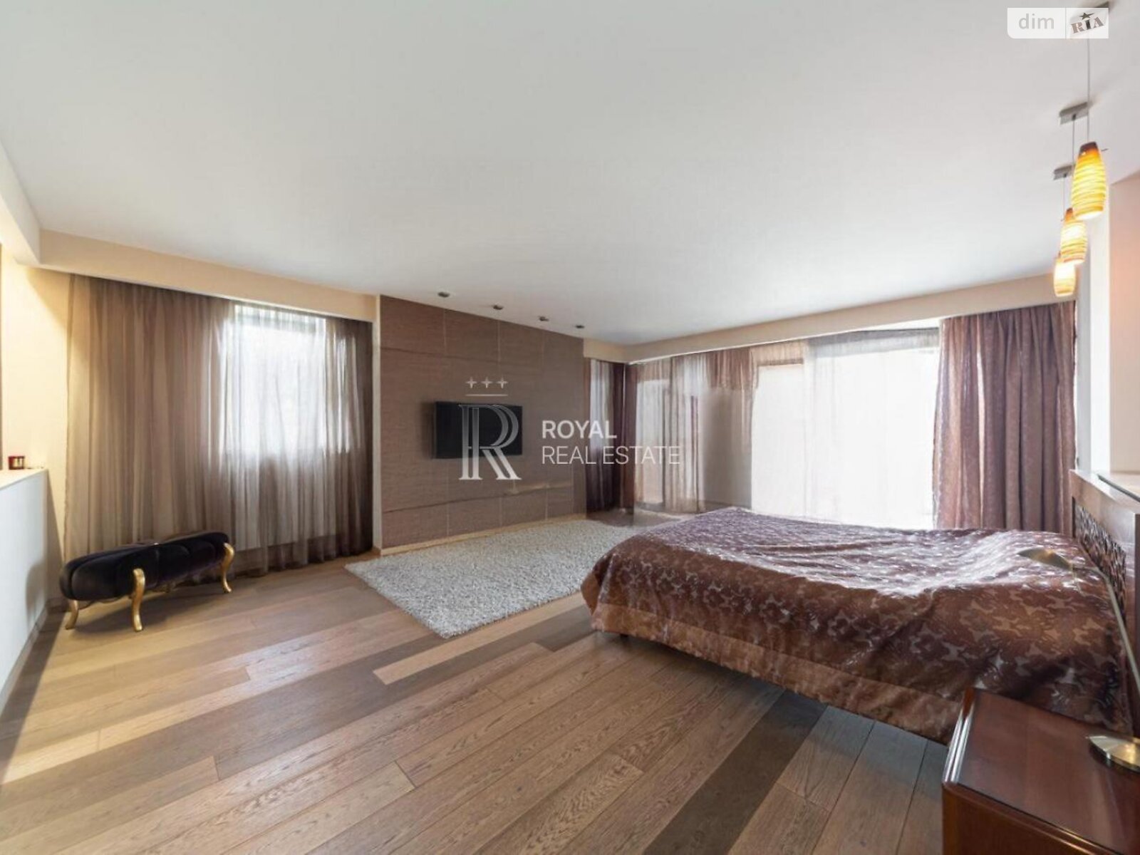 триповерховий будинок, 932.3 кв. м, цегла. Продаж у Горбовичах фото 1 триповерховий будинок, 932.3 кв. м, цегла. Продаж у Горбовичах фото 1