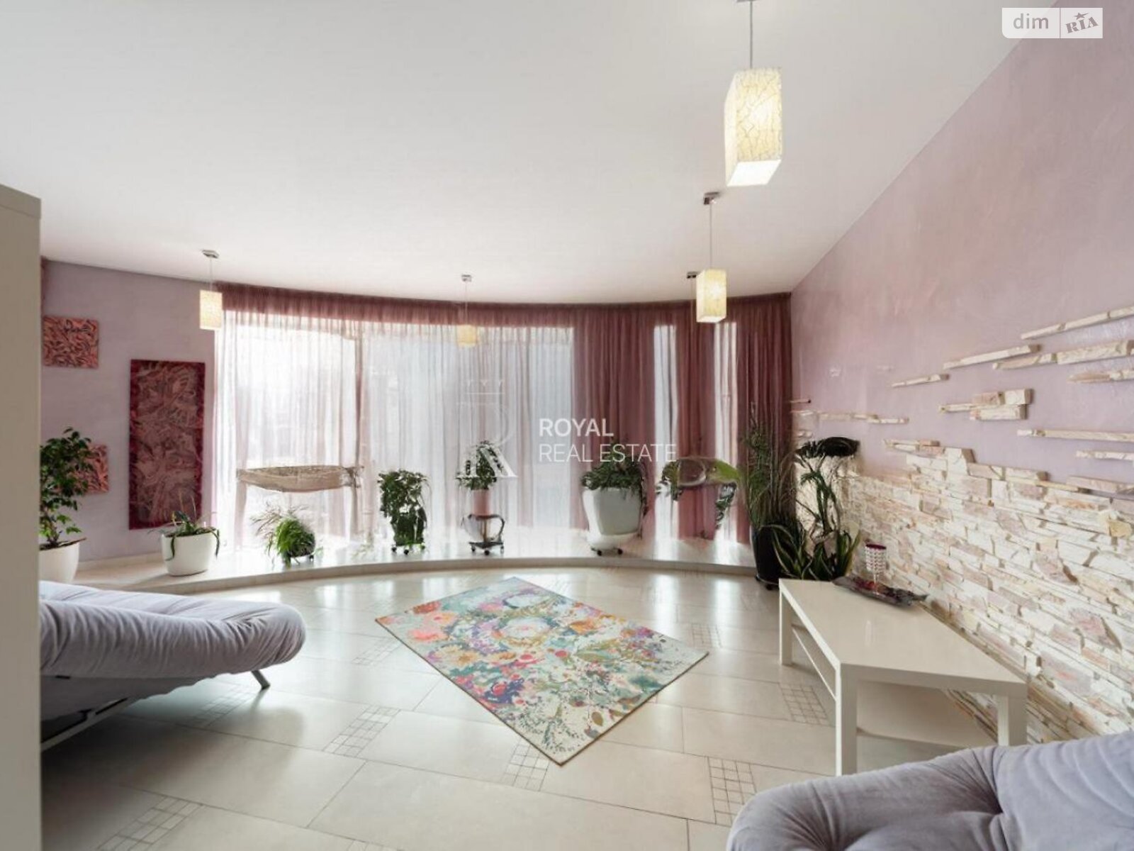 триповерховий будинок, 932.3 кв. м, цегла. Продаж у Горбовичах фото 1 триповерховий будинок, 932.3 кв. м, цегла. Продаж у Горбовичах фото 1
