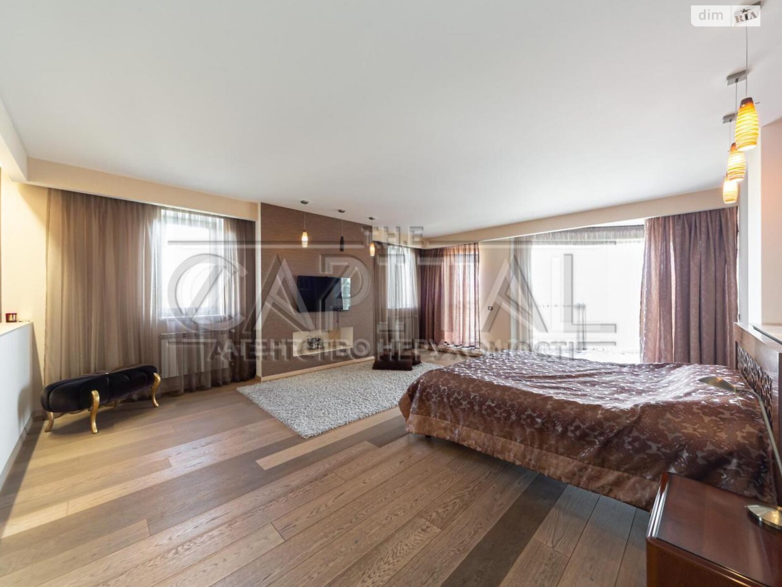 трехэтажный дом беседка, 1000 кв. м, кирпич. Продажа в Горбовичах фото 1 трехэтажный дом беседка, 1000 кв. м, кирпич. Продажа в Горбовичах фото 1