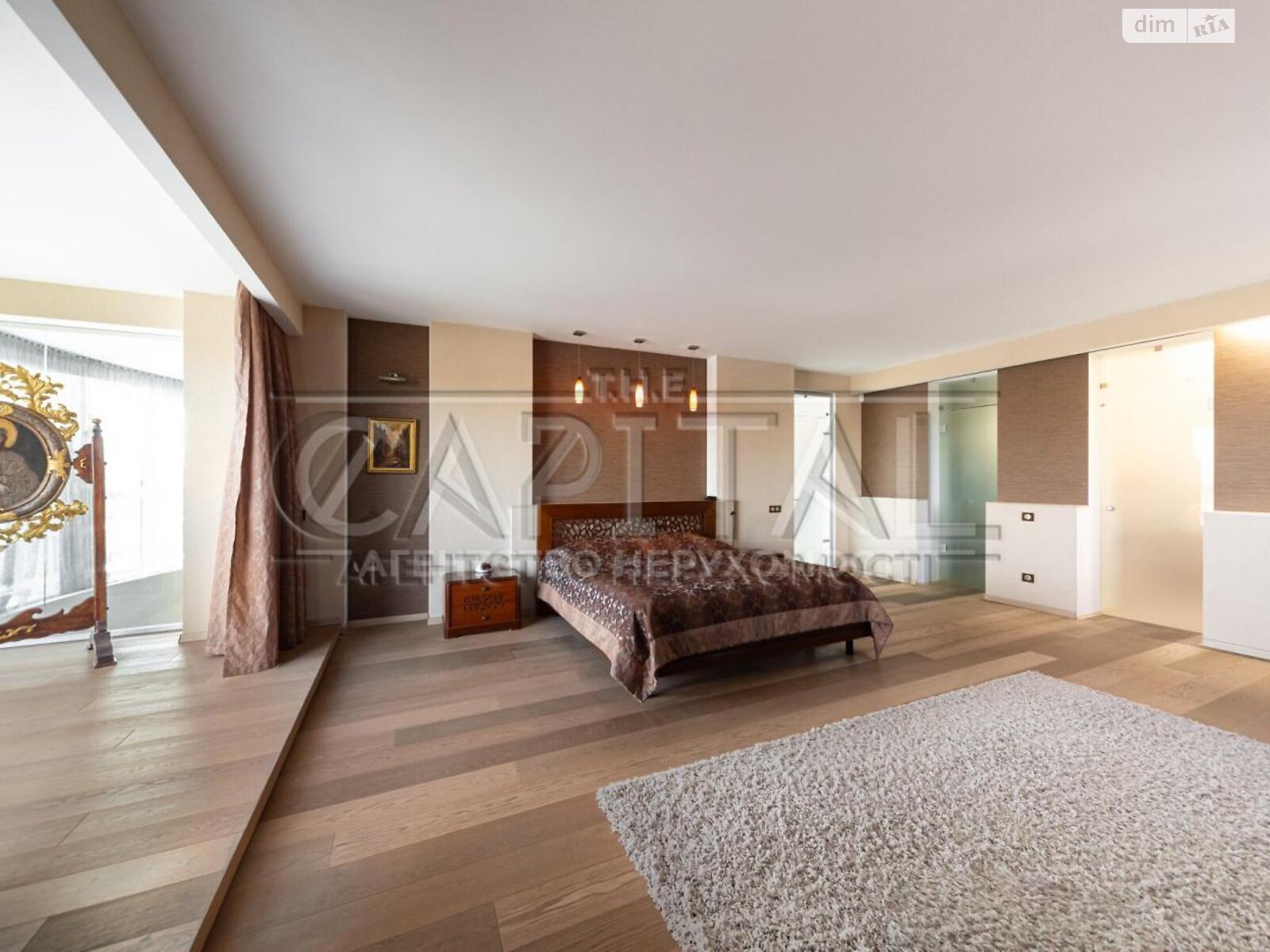 трехэтажный дом беседка, 1000 кв. м, кирпич. Продажа в Горбовичах фото 1 трехэтажный дом беседка, 1000 кв. м, кирпич. Продажа в Горбовичах фото 1