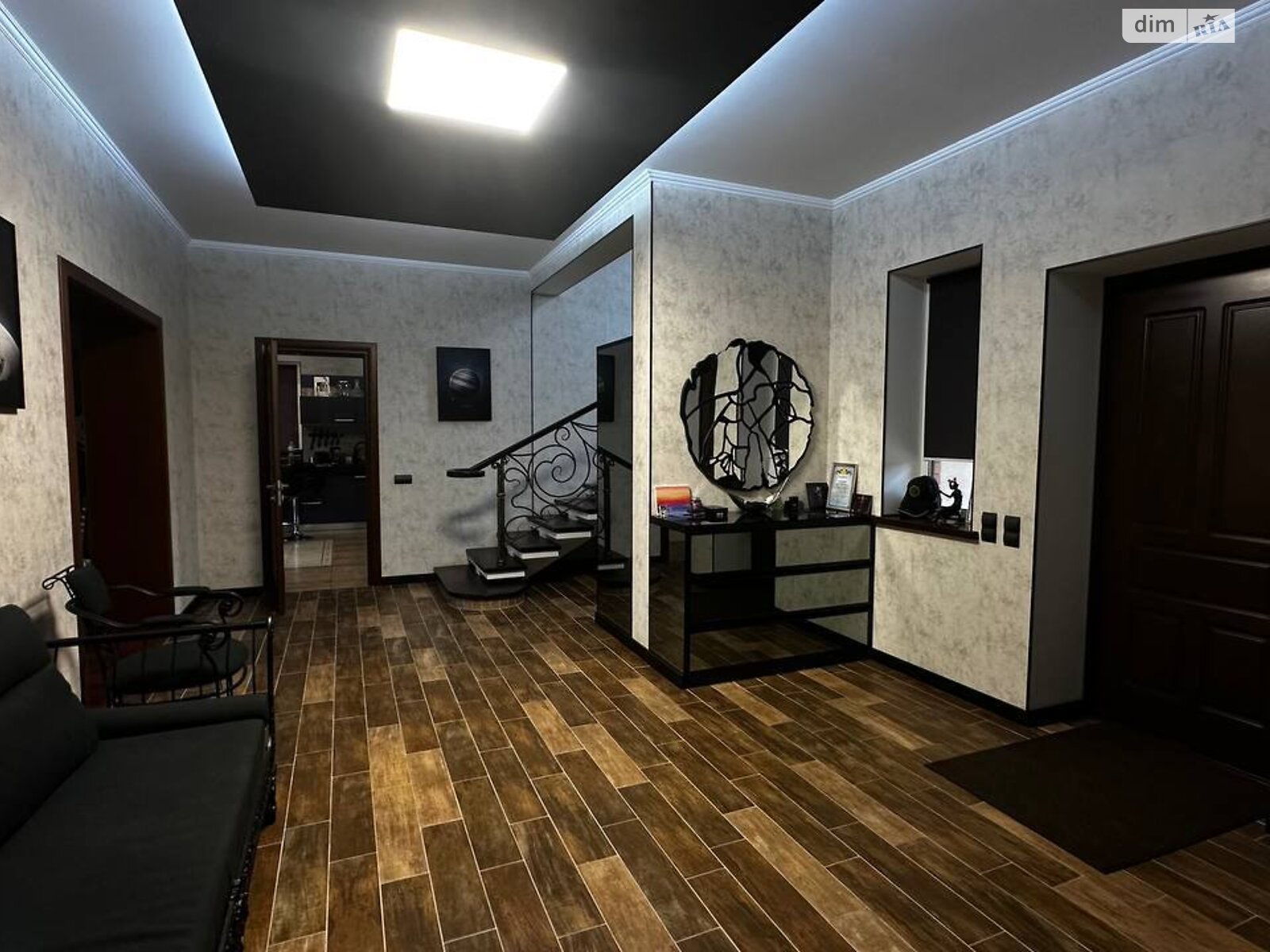 двухэтажный дом с гаражом, 320 кв. м, кирпич. Продажа в Горбовичах фото 1 двухэтажный дом с гаражом, 320 кв. м, кирпич. Продажа в Горбовичах фото 1