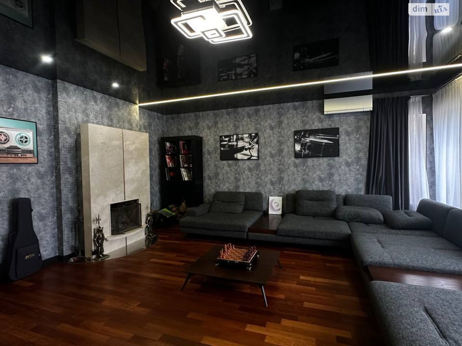 двухэтажный дом с гаражом, 320 кв. м, кирпич. Продажа в Горбовичах фото 1 двухэтажный дом с гаражом, 320 кв. м, кирпич. Продажа в Горбовичах фото 1