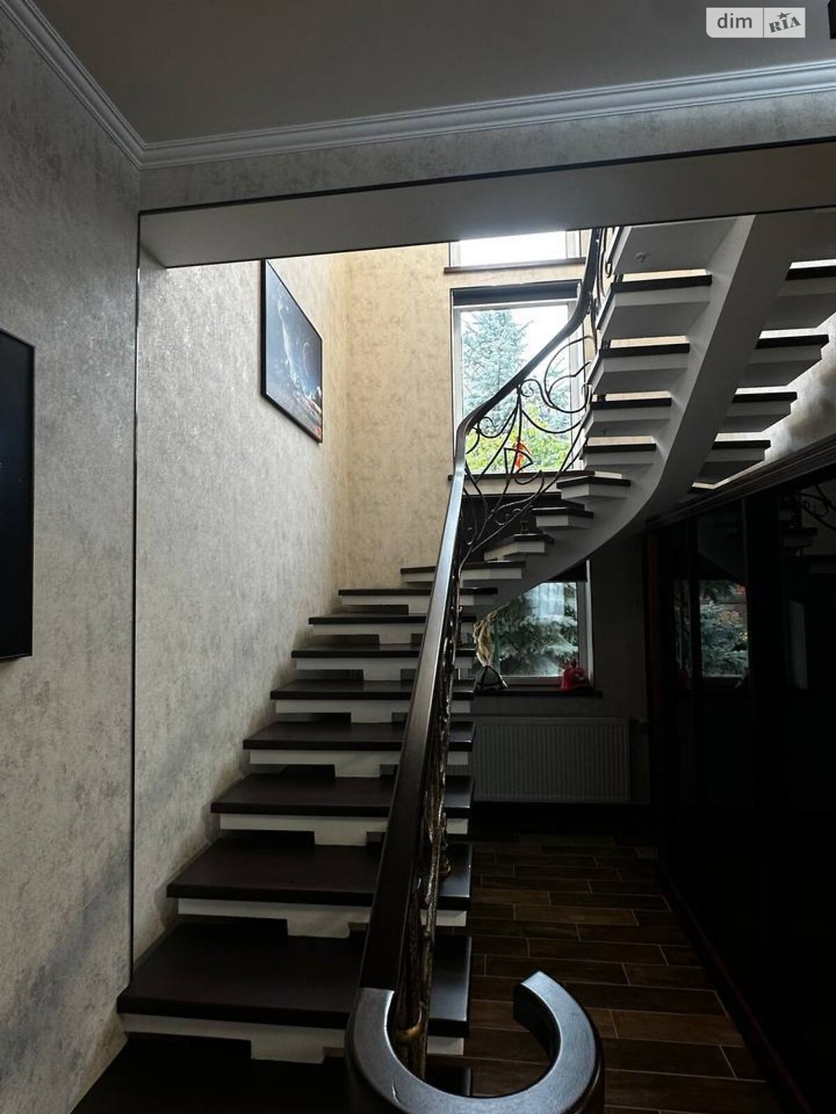 двухэтажный дом с гаражом, 320 кв. м, кирпич. Продажа в Горбовичах фото 1 двухэтажный дом с гаражом, 320 кв. м, кирпич. Продажа в Горбовичах фото 1