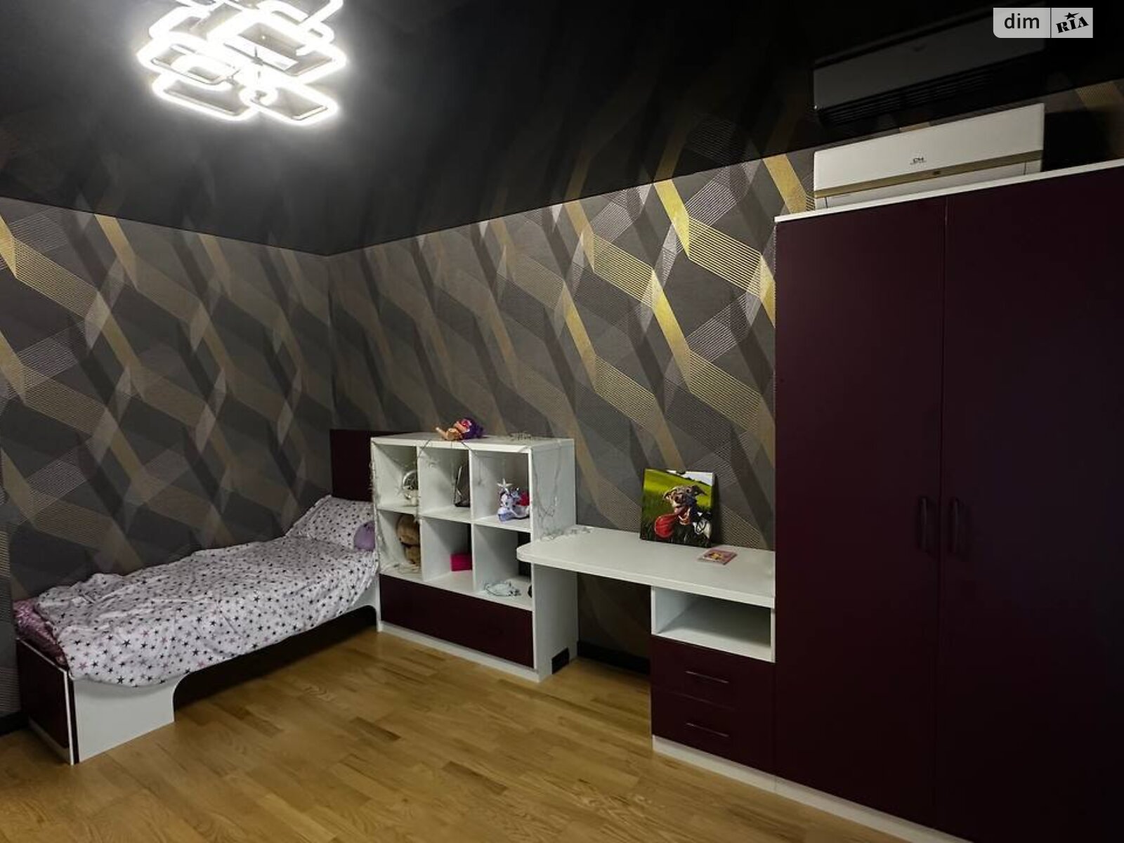 двухэтажный дом с гаражом, 320 кв. м, кирпич. Продажа в Горбовичах фото 1 двухэтажный дом с гаражом, 320 кв. м, кирпич. Продажа в Горбовичах фото 1