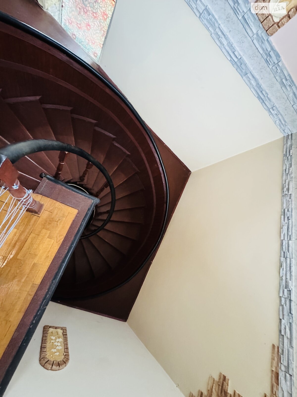 триповерховий будинок з балконом, 261 кв. м, цегла. Продаж у Горбовичах фото 1 триповерховий будинок з балконом, 261 кв. м, цегла. Продаж у Горбовичах фото 1