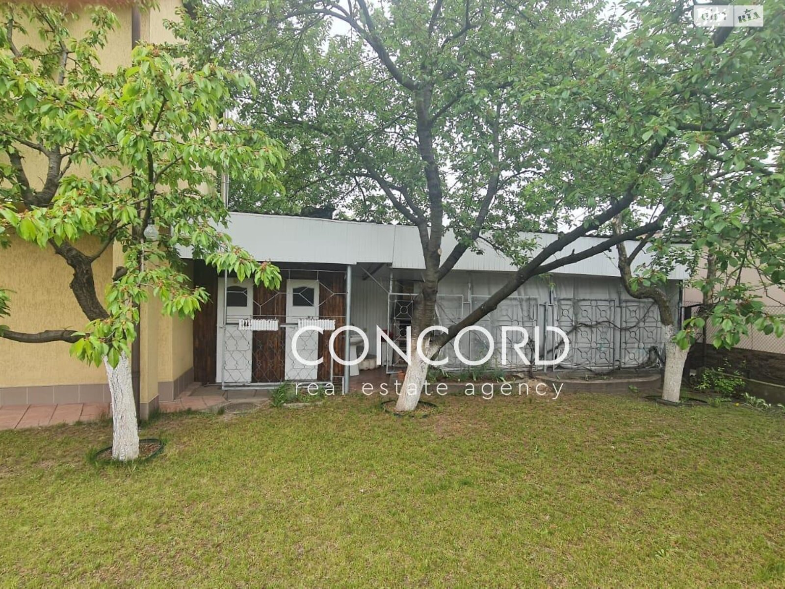 двухэтажный дом с верандой, 60.7 кв. м, кирпич. Продажа в Гореничах фото 1