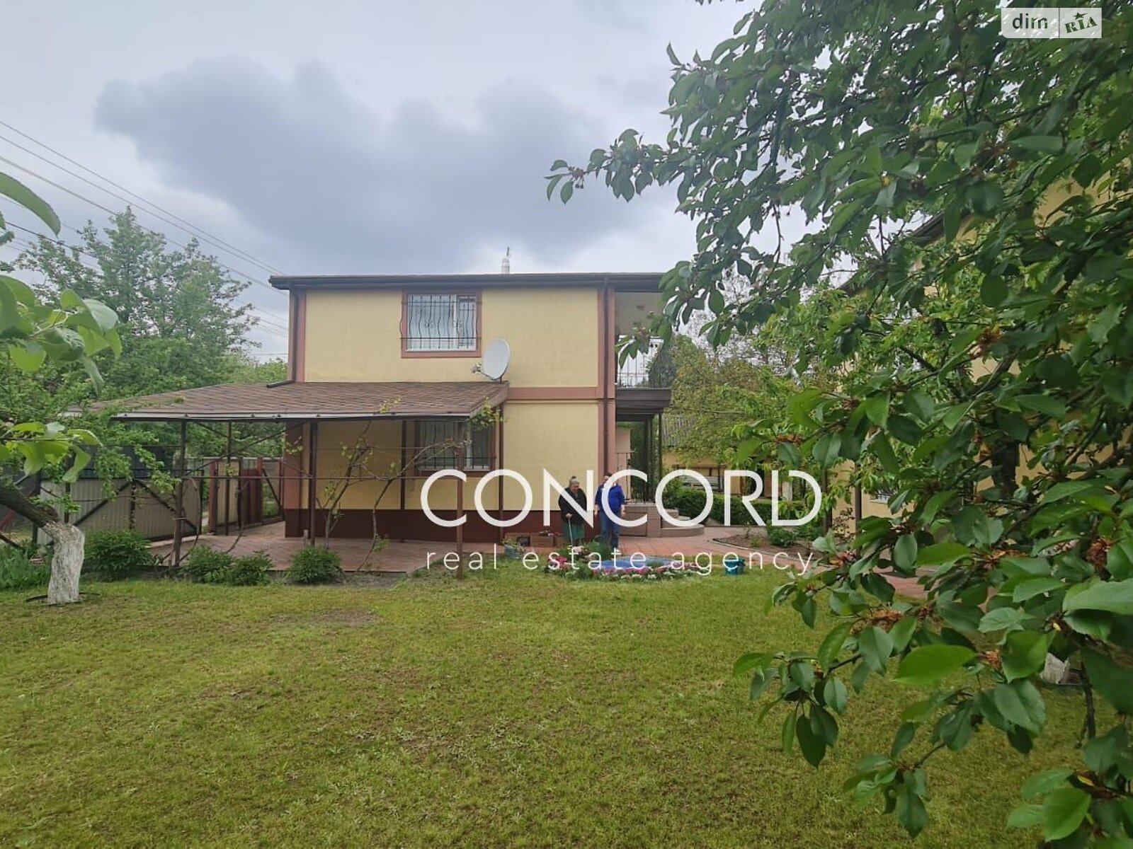 двухэтажный дом с верандой, 60.7 кв. м, кирпич. Продажа в Гореничах фото 1