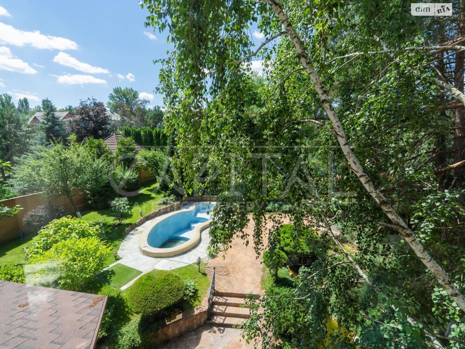 триповерховий будинок з гаражем, 488 кв. м, цегла. Продаж у Гореничах фото 1 триповерховий будинок з гаражем, 488 кв. м, цегла. Продаж у Гореничах фото 1