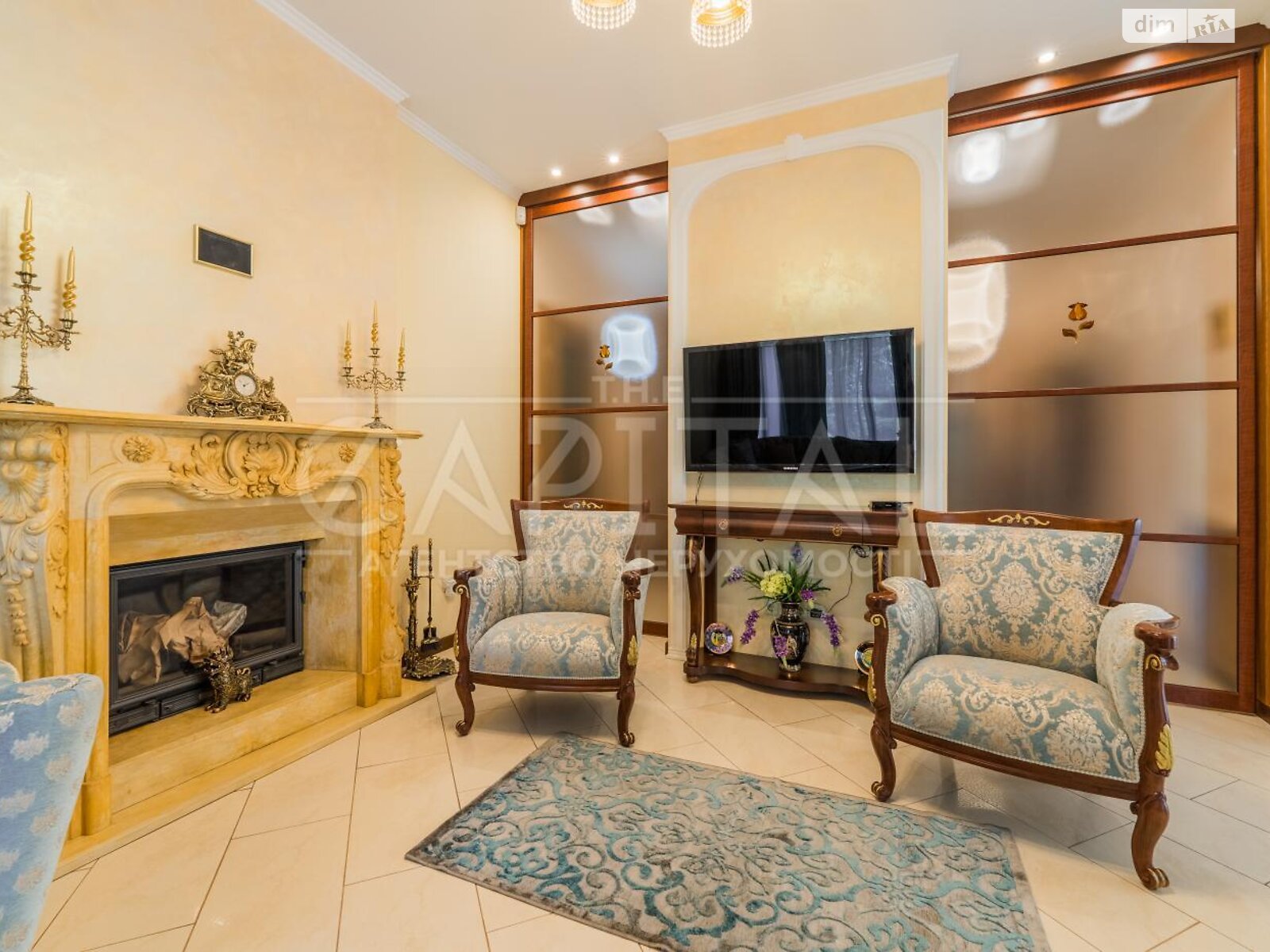 триповерховий будинок з гаражем, 488 кв. м, цегла. Продаж у Гореничах фото 1 триповерховий будинок з гаражем, 488 кв. м, цегла. Продаж у Гореничах фото 1