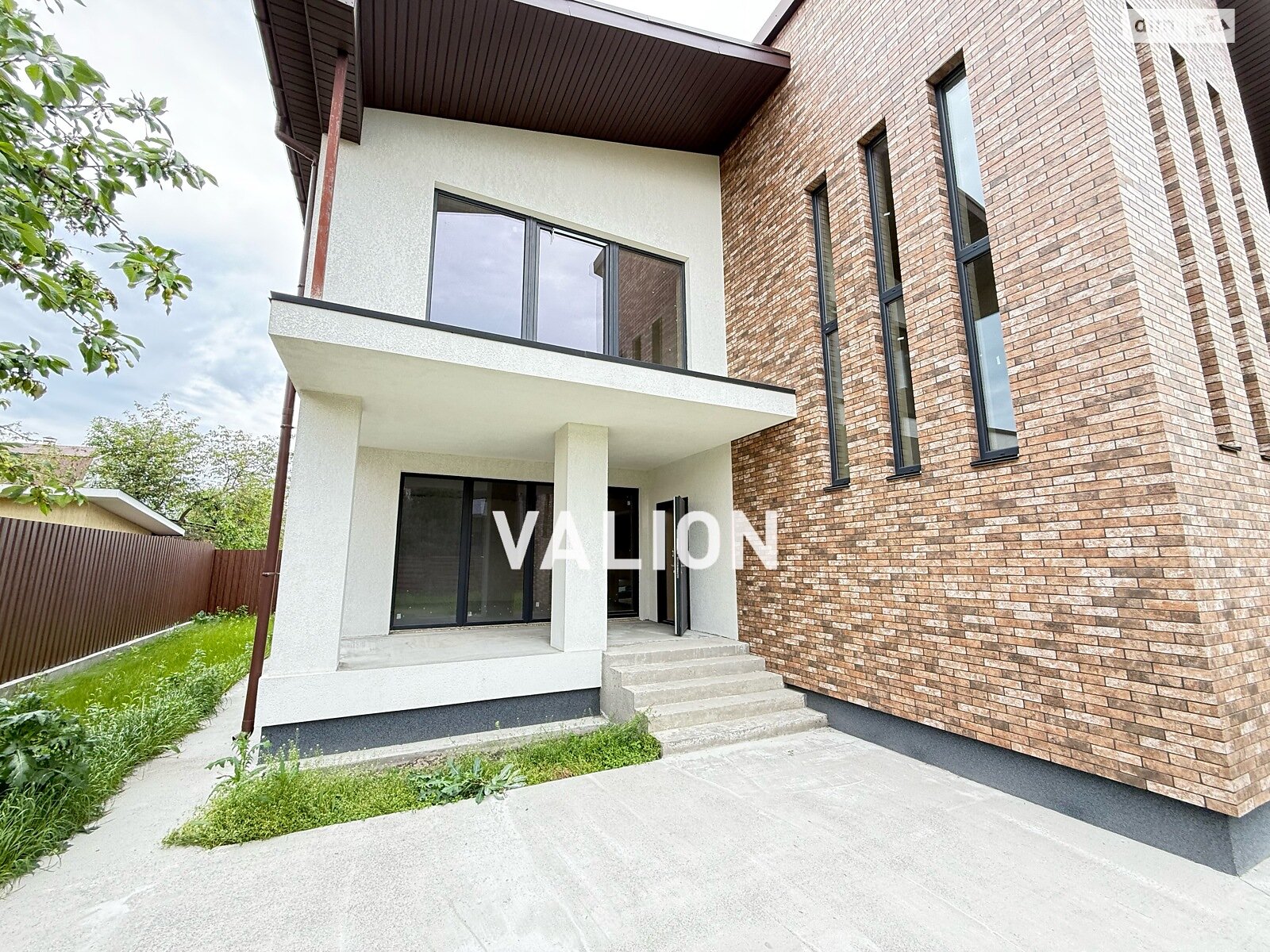двоповерховий будинок з гаражем, 180 кв. м, газобетон. Продаж у Гореничах фото 1 двоповерховий будинок з гаражем, 180 кв. м, газобетон. Продаж у Гореничах фото 1