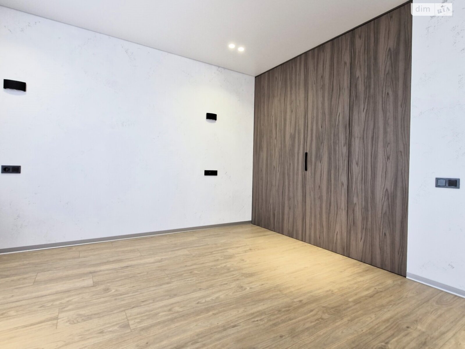 двухэтажный дом с балконом, 130 кв. м, газобетон. Продажа в Гореничах фото 1 двухэтажный дом с балконом, 130 кв. м, газобетон. Продажа в Гореничах фото 1