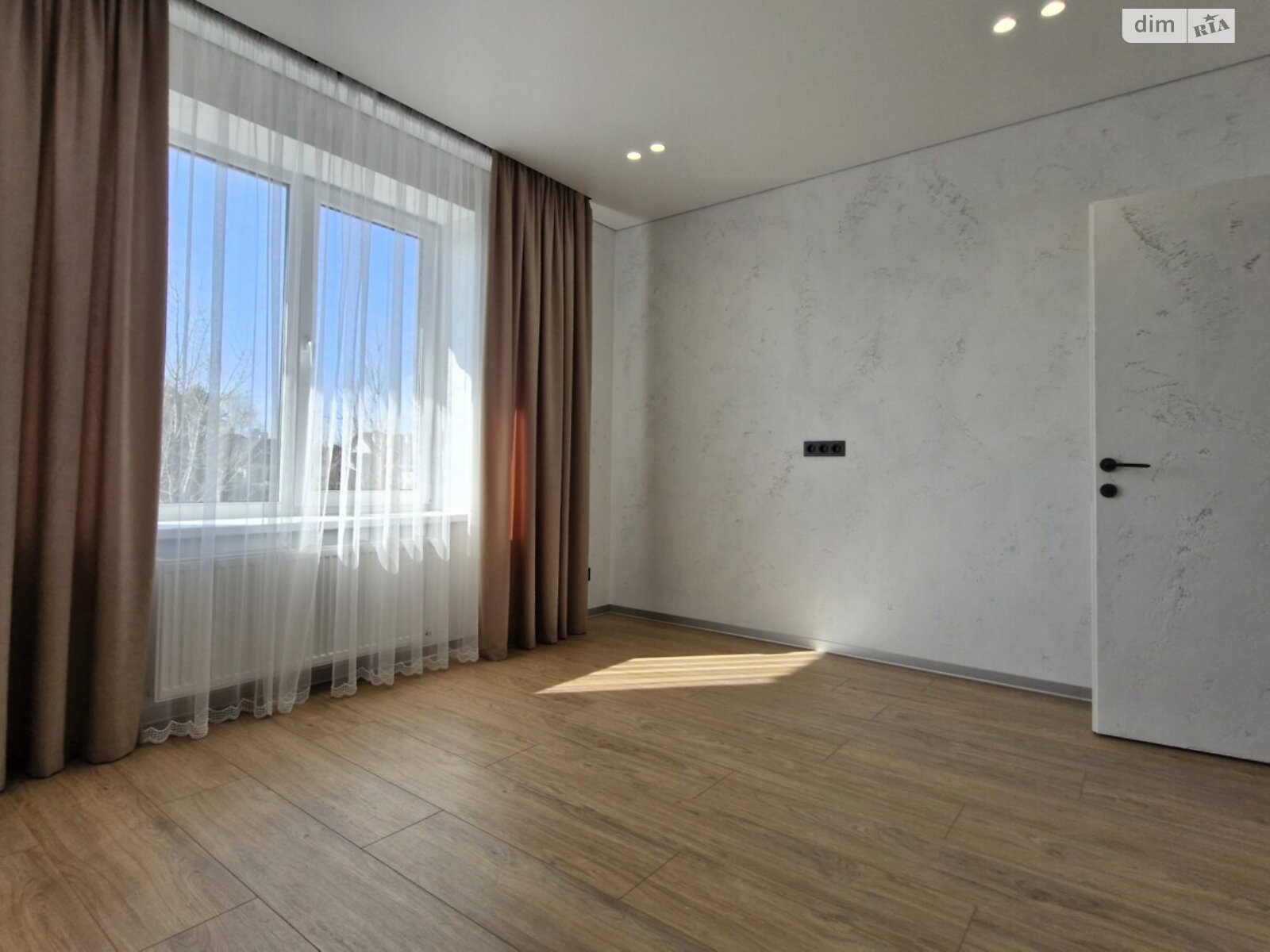 двухэтажный дом с балконом, 130 кв. м, газобетон. Продажа в Гореничах фото 1 двухэтажный дом с балконом, 130 кв. м, газобетон. Продажа в Гореничах фото 1