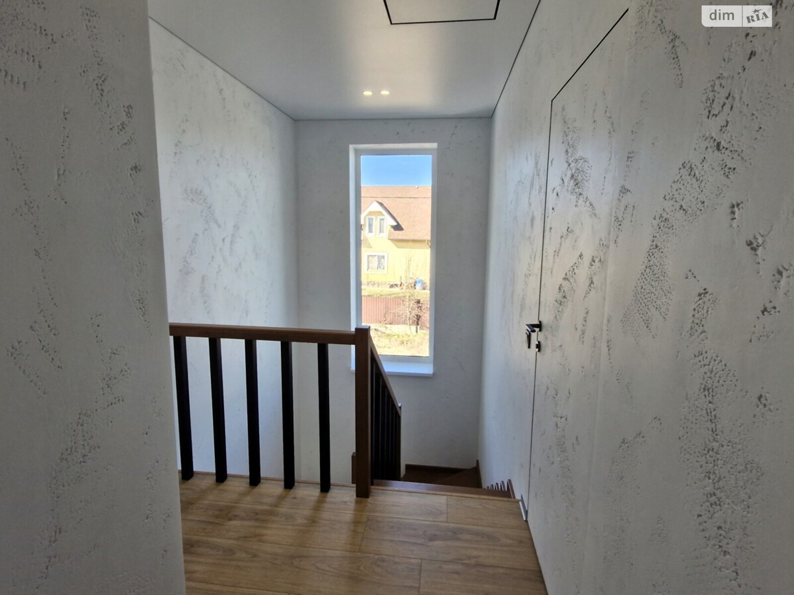 двухэтажный дом с балконом, 130 кв. м, газобетон. Продажа в Гореничах фото 1 двухэтажный дом с балконом, 130 кв. м, газобетон. Продажа в Гореничах фото 1