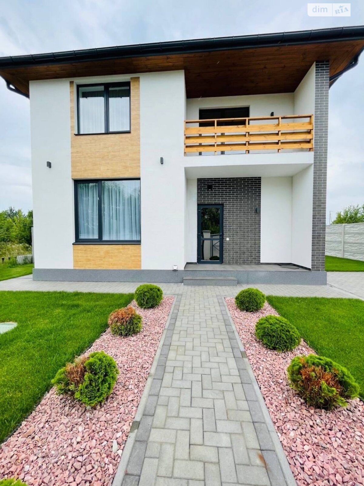 двухэтажный дом с балконом, 130 кв. м, керамический блок. Продажа в Гореничах фото 1 двухэтажный дом с балконом, 130 кв. м, керамический блок. Продажа в Гореничах фото 1