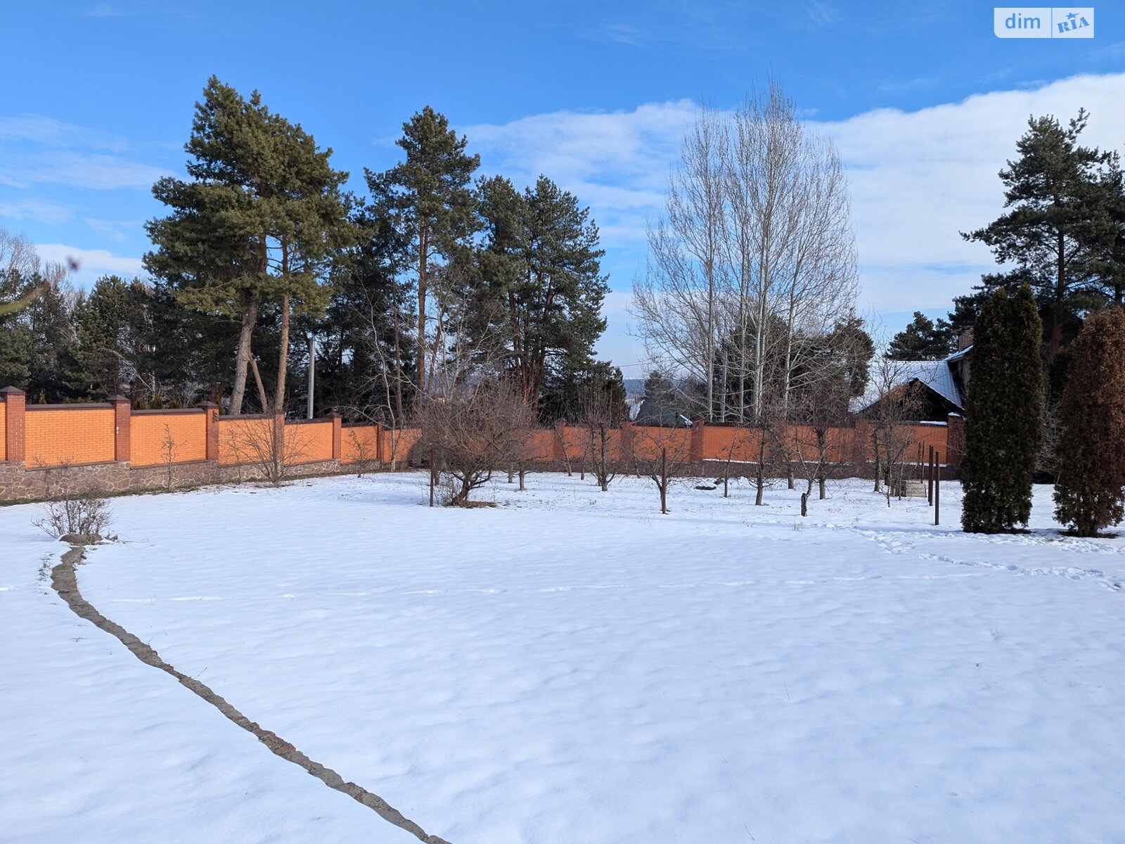 триповерховий будинок з гаражем, 398.5 кв. м, цегла. Продаж у Гореничах фото 1 триповерховий будинок з гаражем, 398.5 кв. м, цегла. Продаж у Гореничах фото 1
