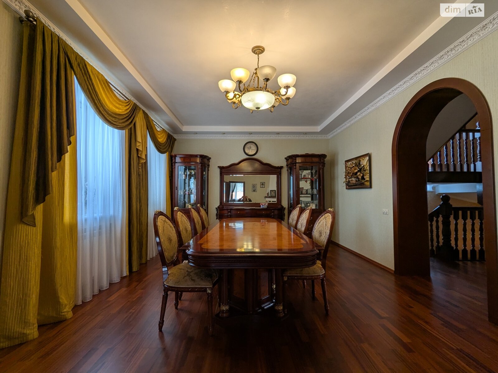 триповерховий будинок з гаражем, 398.5 кв. м, цегла. Продаж у Гореничах фото 1 триповерховий будинок з гаражем, 398.5 кв. м, цегла. Продаж у Гореничах фото 1