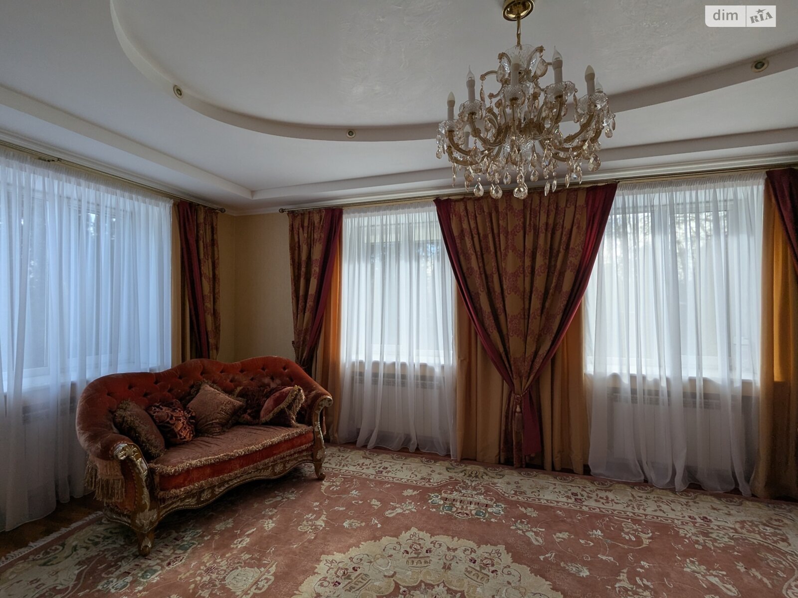 триповерховий будинок з гаражем, 398.5 кв. м, цегла. Продаж у Гореничах фото 1 триповерховий будинок з гаражем, 398.5 кв. м, цегла. Продаж у Гореничах фото 1