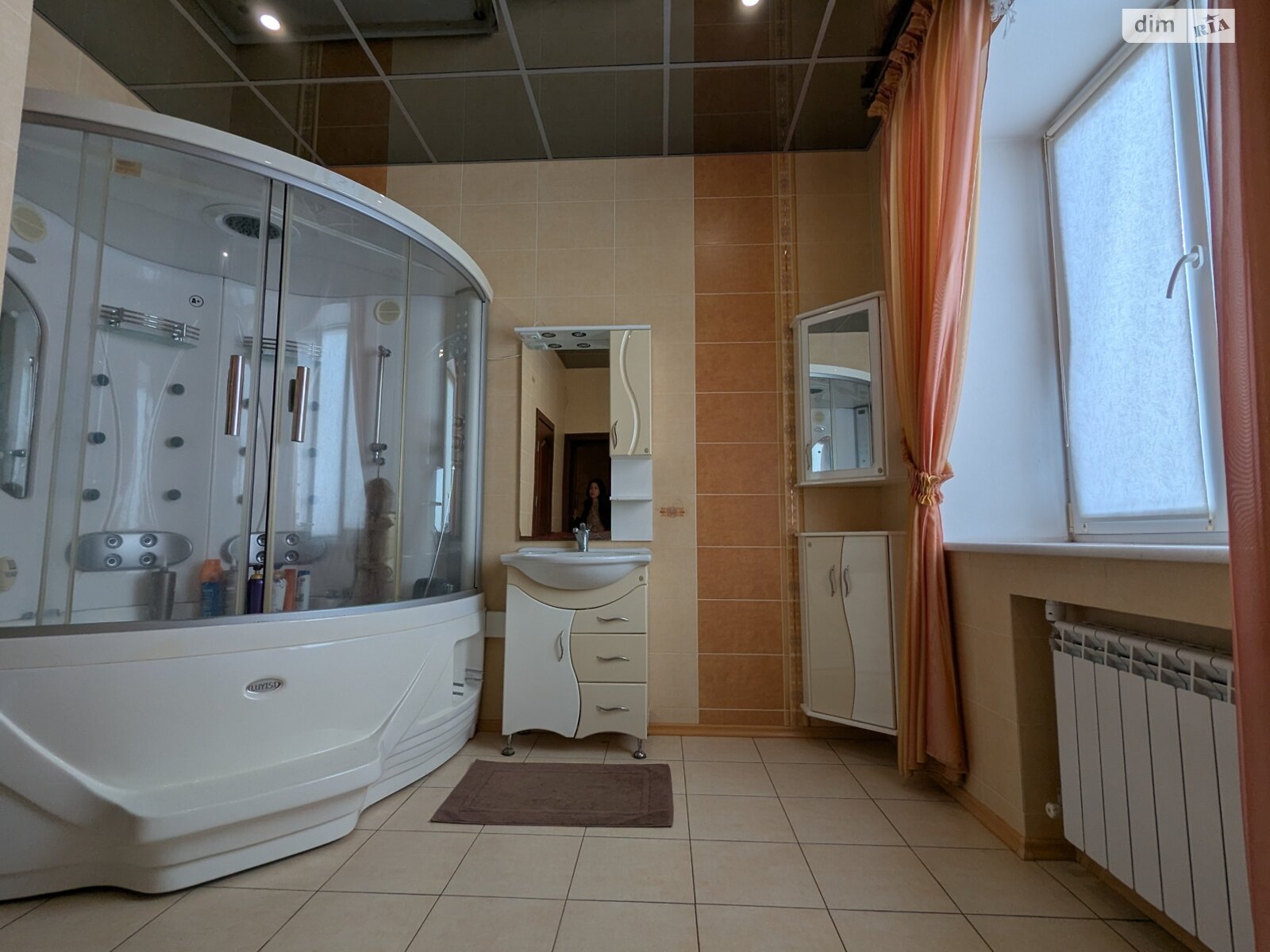 триповерховий будинок з гаражем, 398.5 кв. м, цегла. Продаж у Гореничах фото 1 триповерховий будинок з гаражем, 398.5 кв. м, цегла. Продаж у Гореничах фото 1