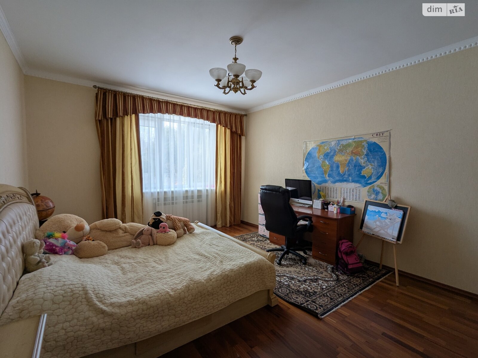 триповерховий будинок з гаражем, 398.5 кв. м, цегла. Продаж у Гореничах фото 1 триповерховий будинок з гаражем, 398.5 кв. м, цегла. Продаж у Гореничах фото 1