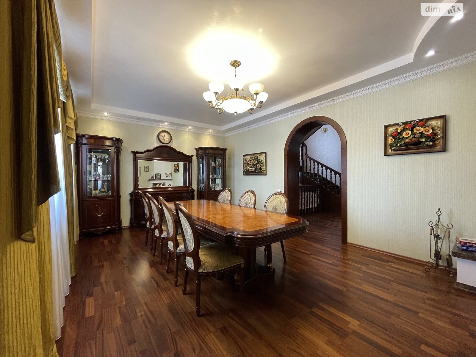 двухэтажный дом с гаражом, 308.5 кв. м, кирпич. Продажа в Гореничах фото 1