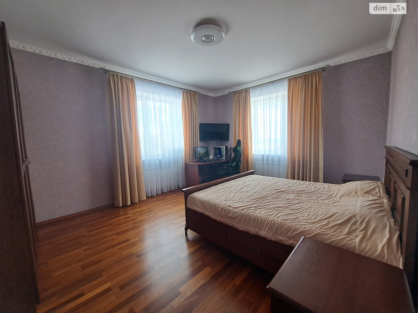 двухэтажный дом с гаражом, 308.5 кв. м, кирпич. Продажа в Гореничах фото 1