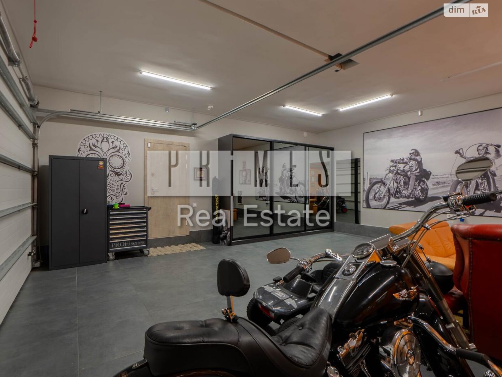 двухэтажный дом с верандой, 350 кв. м, кирпич. Продажа в Гореничах фото 1 двухэтажный дом с верандой, 350 кв. м, кирпич. Продажа в Гореничах фото 1