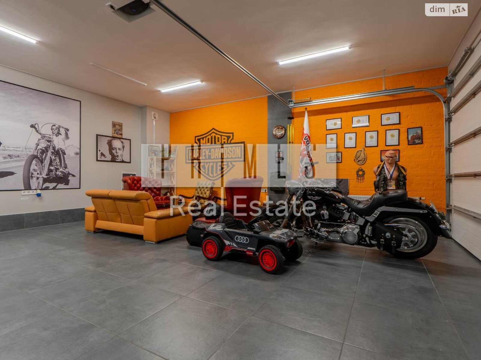двухэтажный дом с верандой, 350 кв. м, кирпич. Продажа в Гореничах фото 1 двухэтажный дом с верандой, 350 кв. м, кирпич. Продажа в Гореничах фото 1